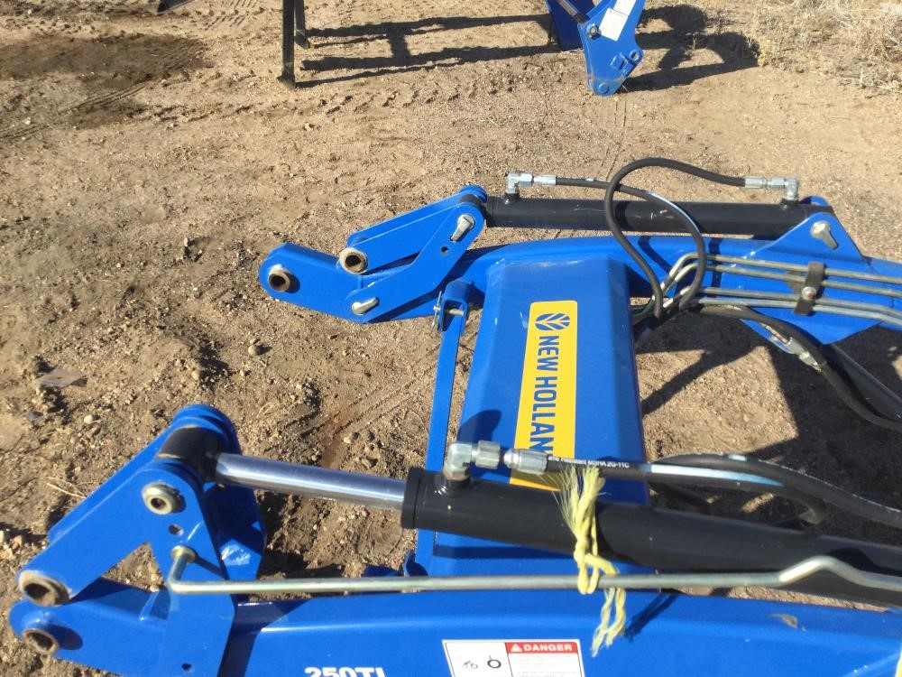 2014 New Holland 250TL Front Loader Attachment BigIron Auctions