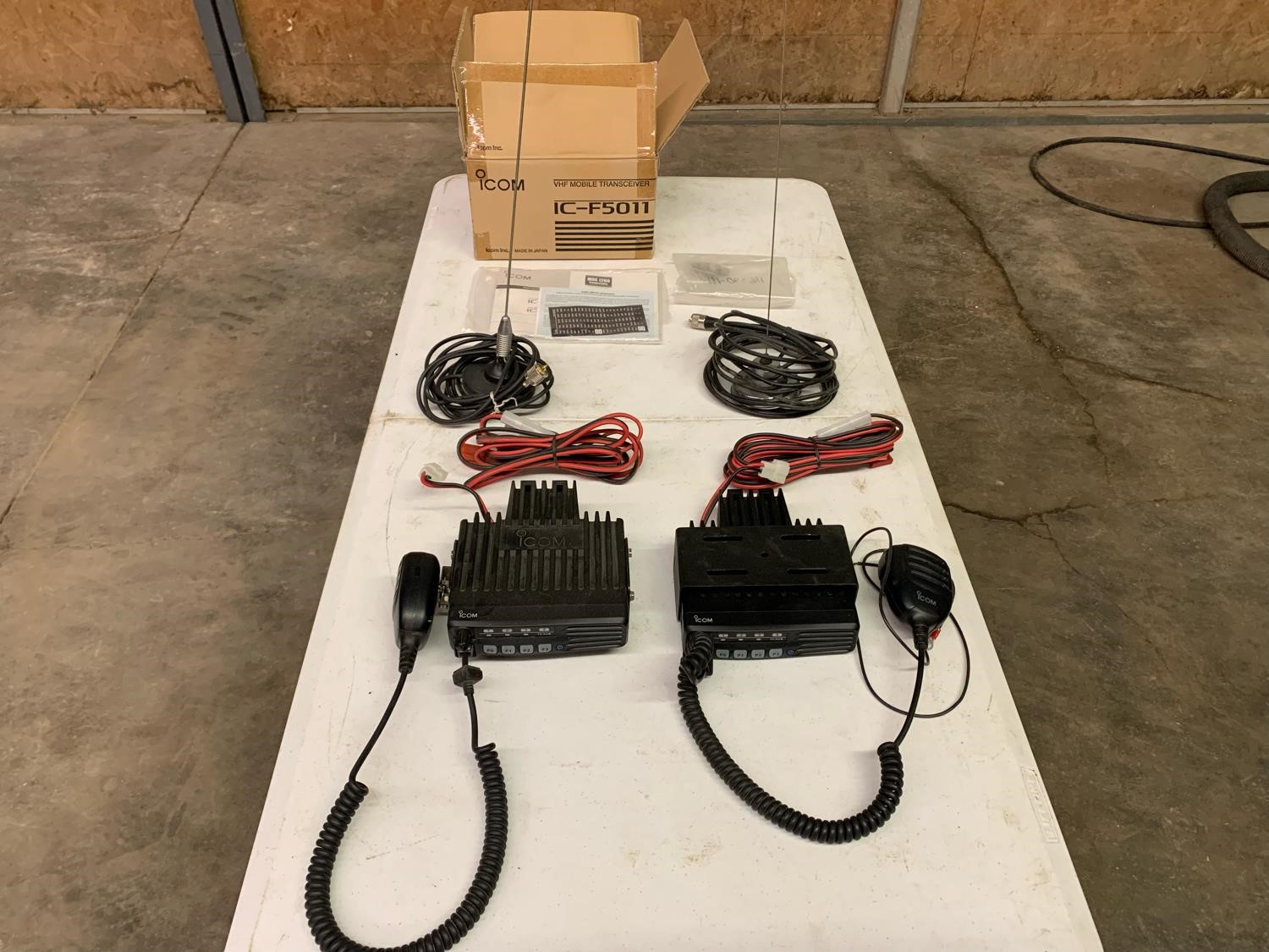 Icom Ic F5011 Vhf Mobile Transceiver Radios Bigiron Auctions