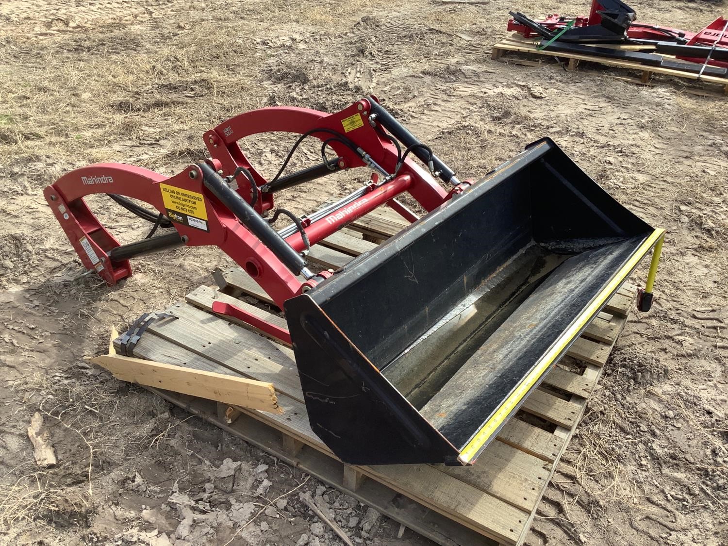 Mahindra EMax 25L-S Loader W/51” Bucket BigIron Auctions