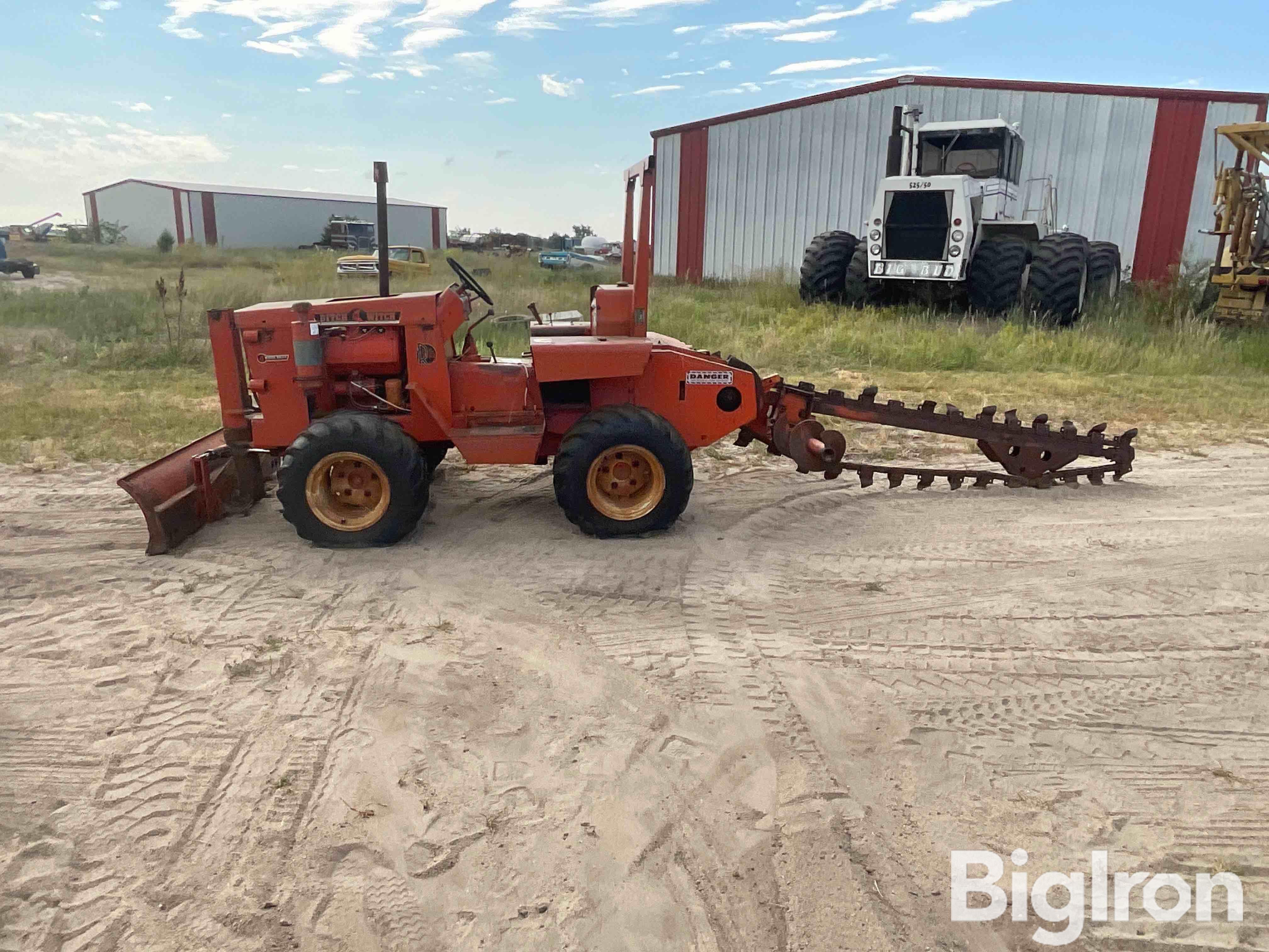 Ditchwitch R40 4x4 Trencher W Backfill Blade Bigiron Auctions