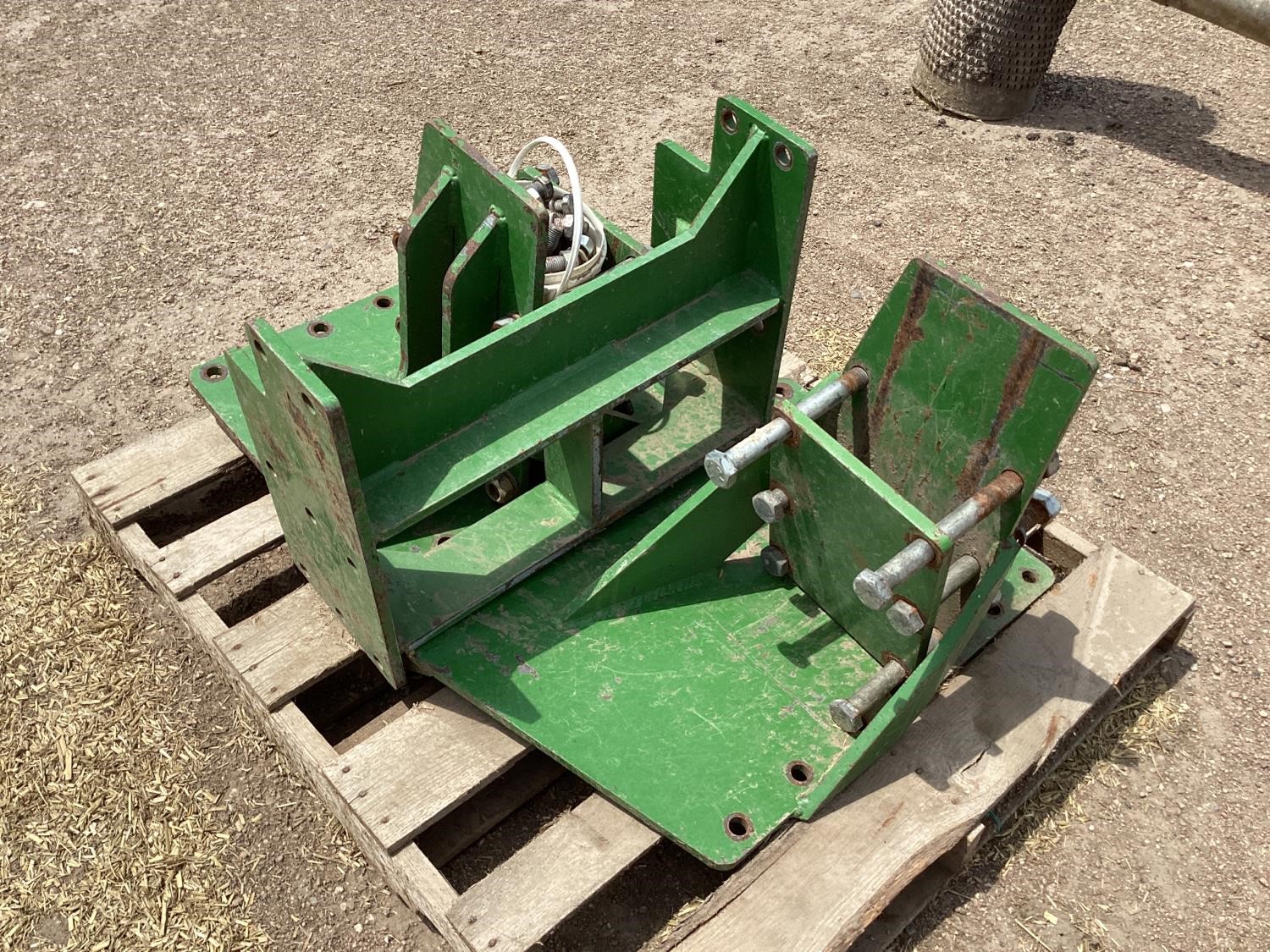 John Deere Tank Mounts BigIron Auctions