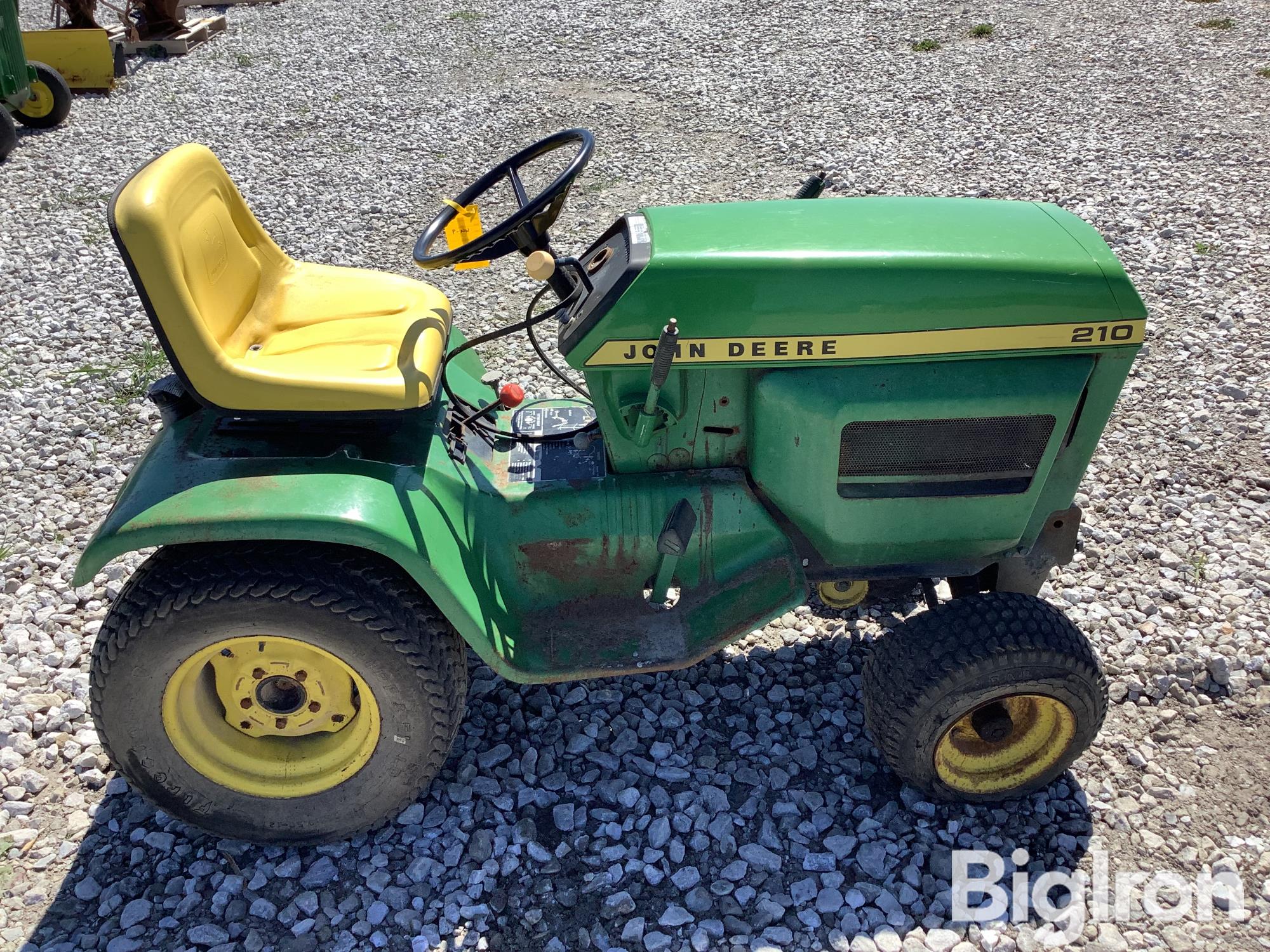 John Deere 210 Lawn Mower Bigiron Auctions