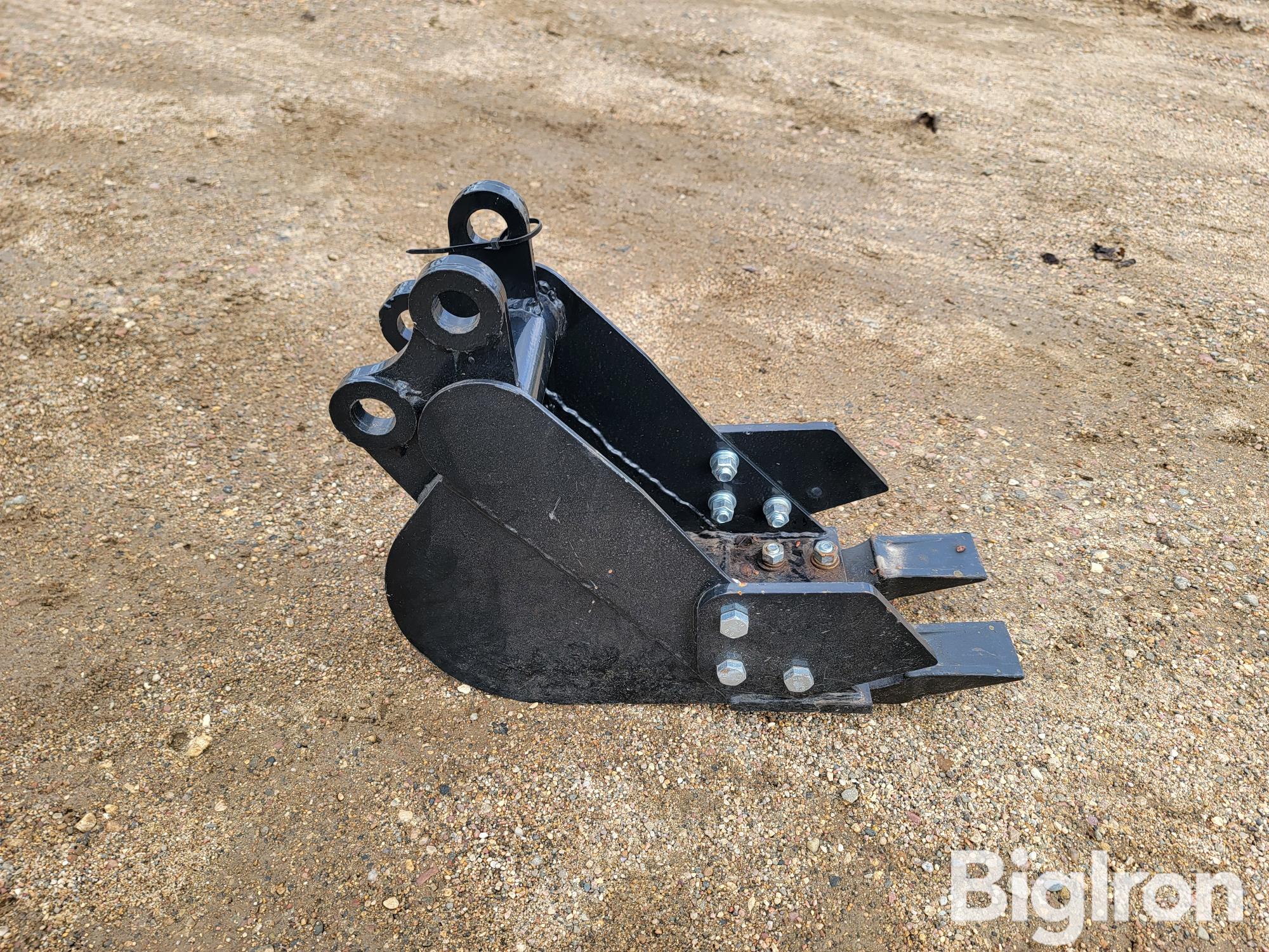 2023 Vicsec 8" Mini Excavator Bucket BigIron Auctions