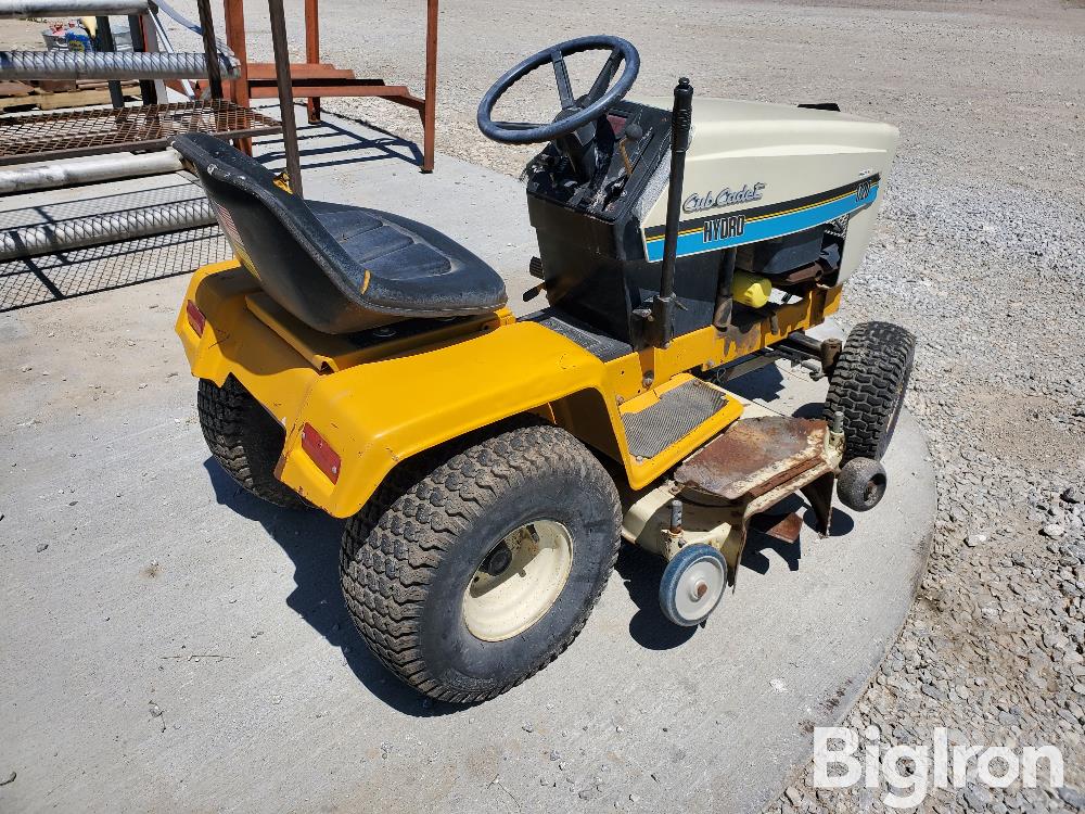 Cub Cadet 1720 Lawn Tractor BigIron Auctions