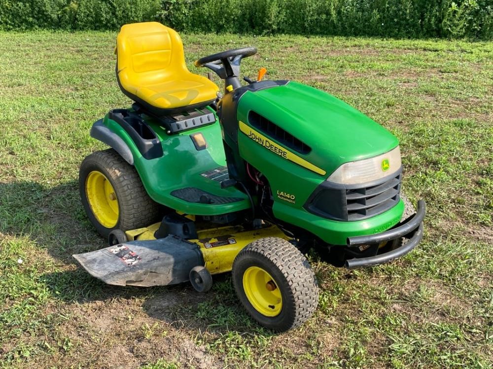 La140 john deere online mower