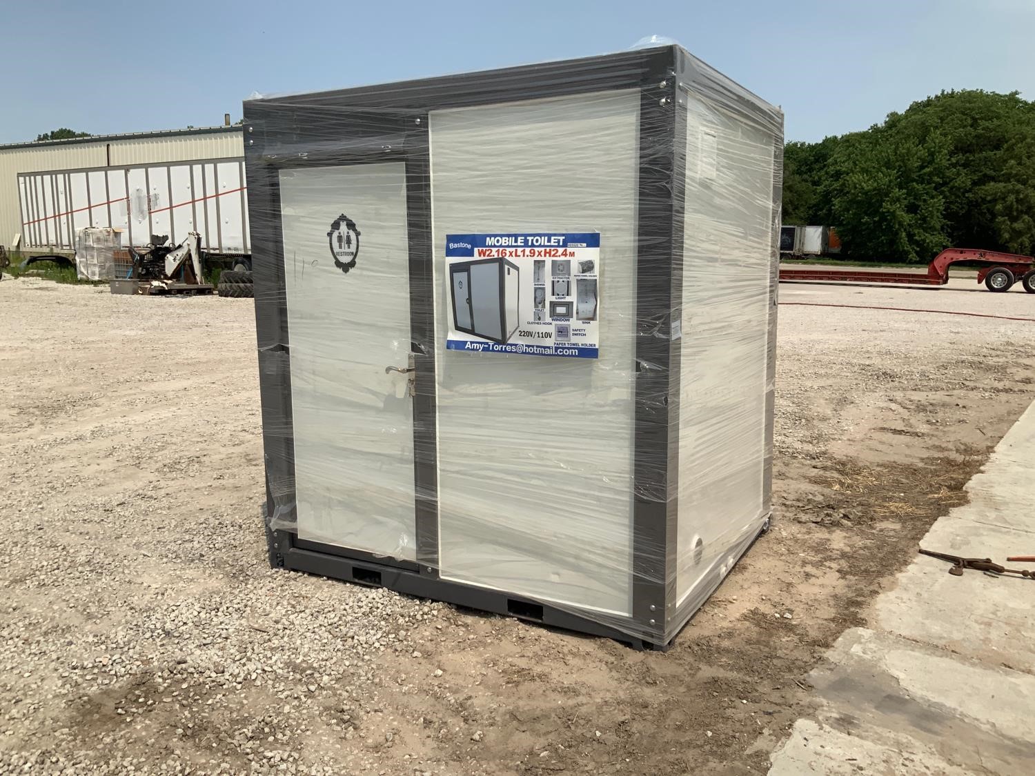 Bastone Portable Toilet W Shower Unused Bigiron Auctions