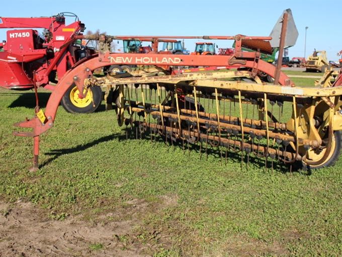 1981 New Holland 256 Hay Rake BigIron Auctions