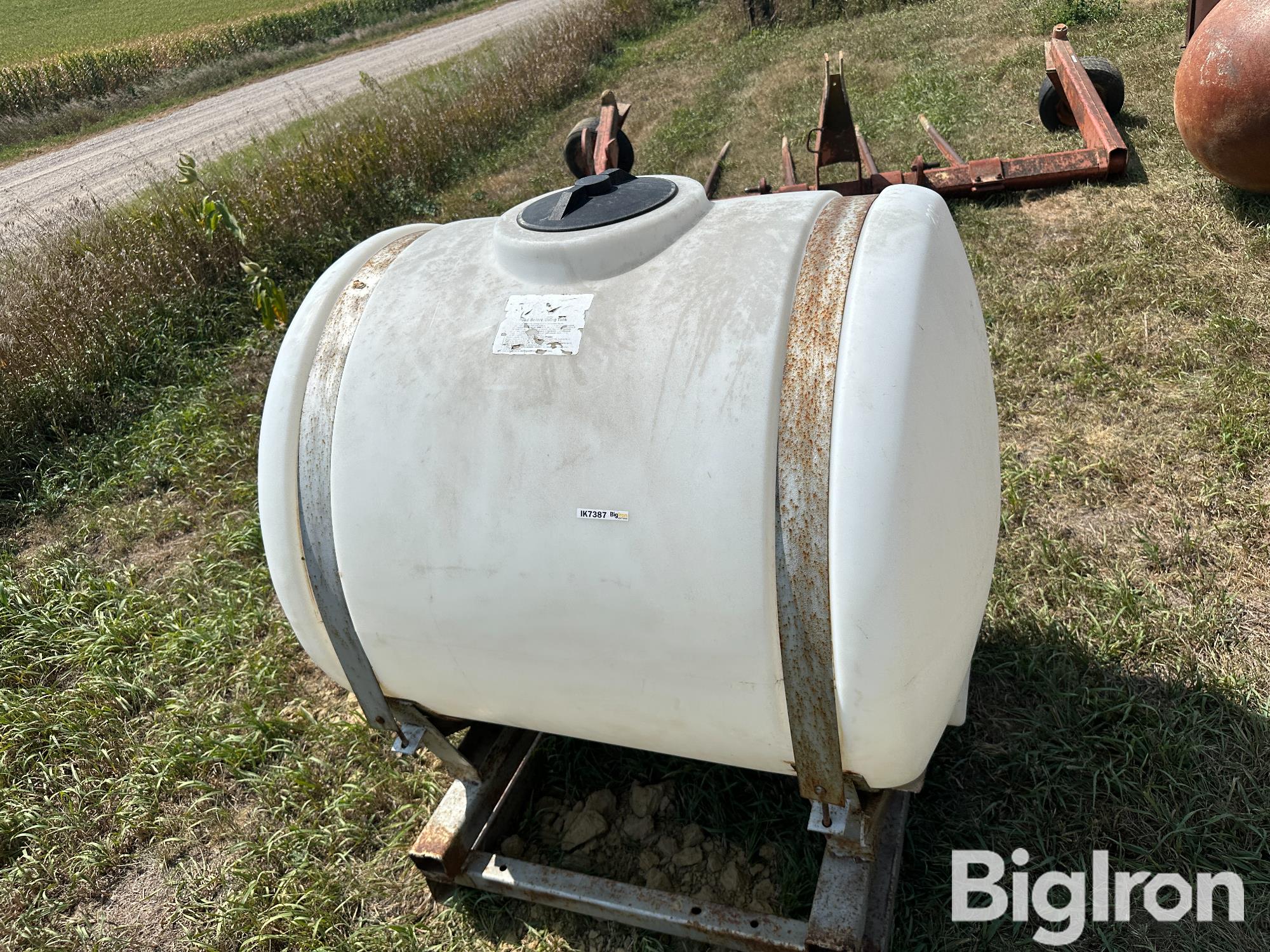 200 Gal Poly Tank W/Retractable Hose Reel BigIron Auctions