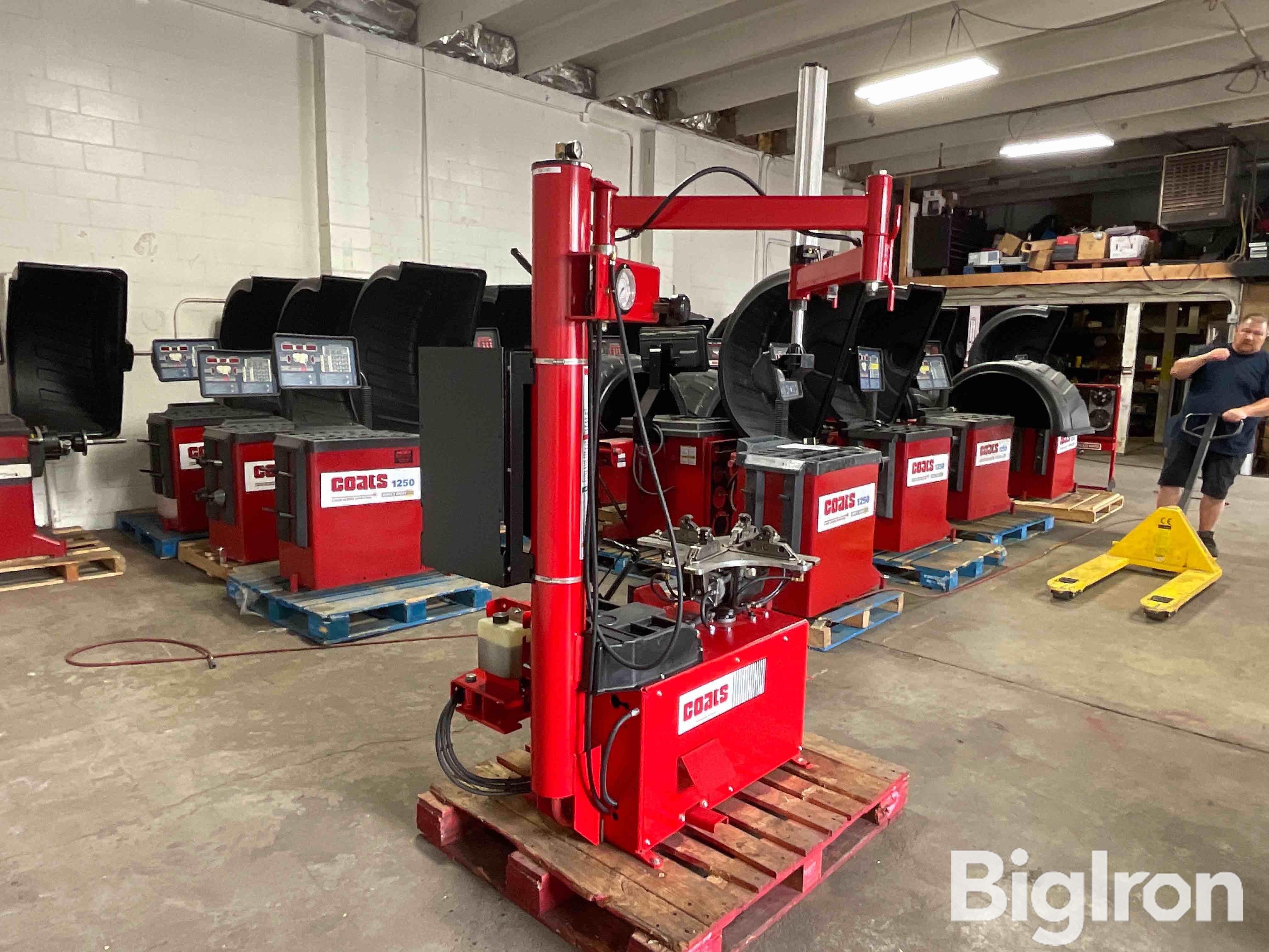 Coats 70X-AH-3 X-Series Tire Machine BigIron Auctions