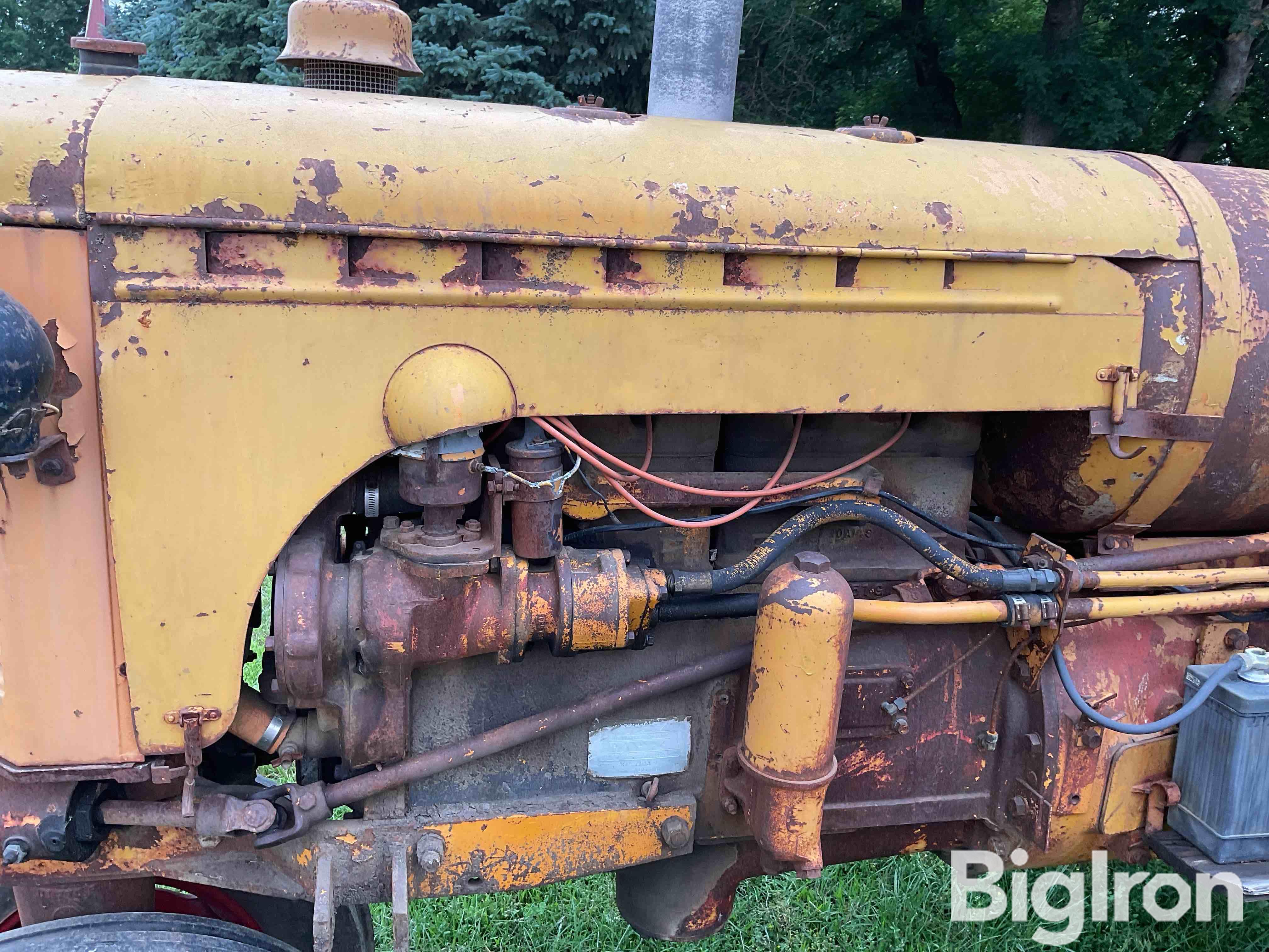 Minneapolis-Moline U 2WD Tractor BigIron Auctions