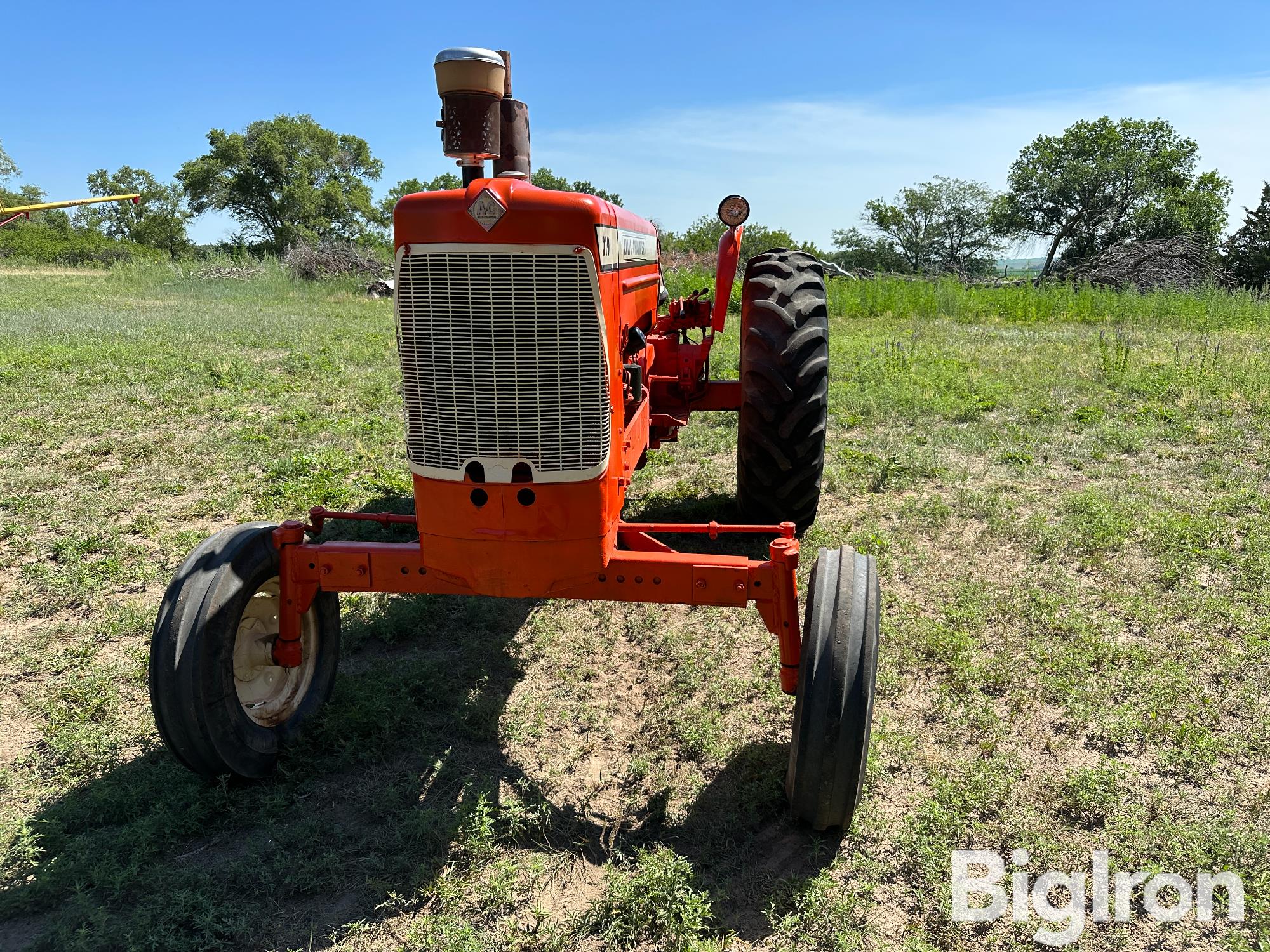 1962 Allis-Chalmers D17 Series 3 2WD Tractor BigIron Auctions