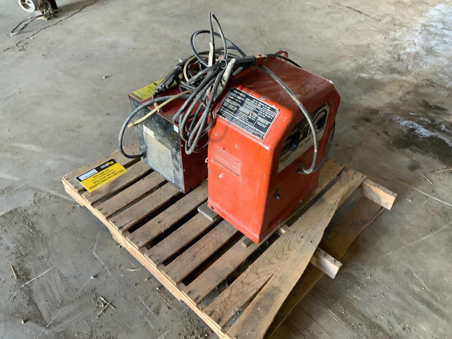 Lincoln Electric / Century Stick Welder/MiG Wire Feed Welder BigIron ...