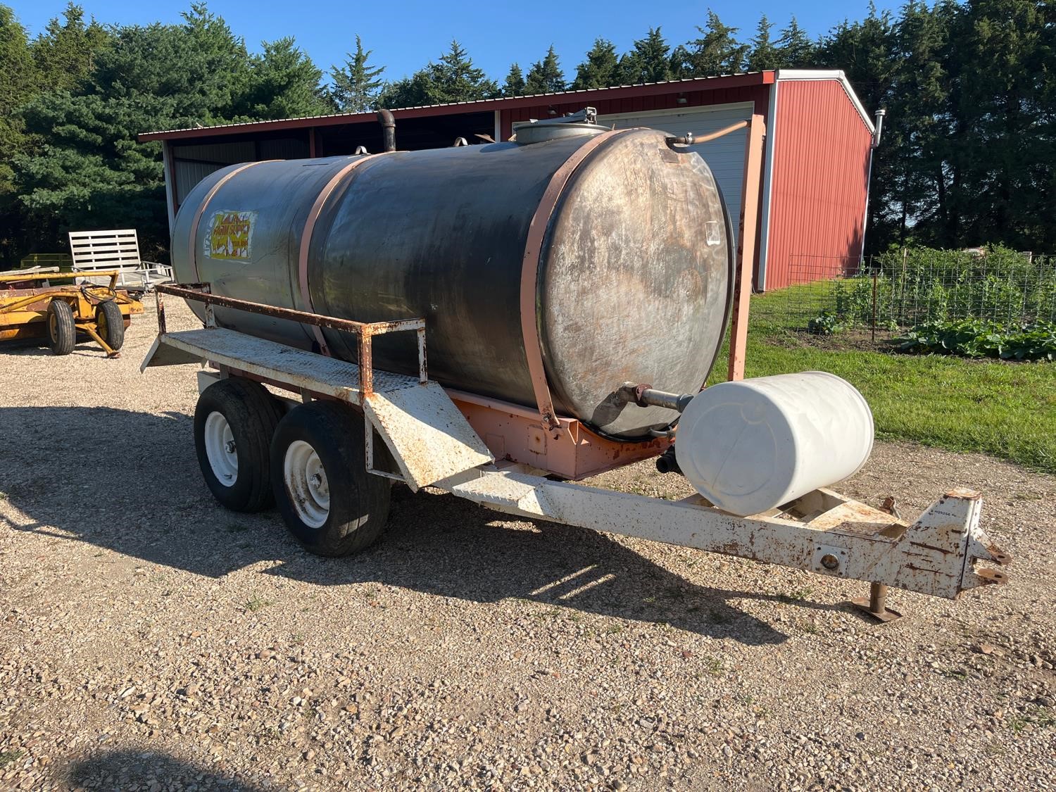 1,200 Gallon Tank Trailer BigIron Auctions