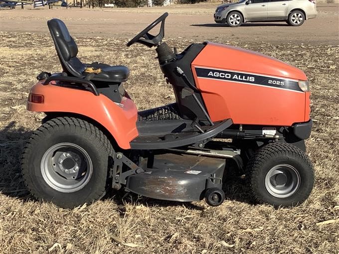 AGCO Allis 2025 Riding Lawn Mower BigIron Auctions