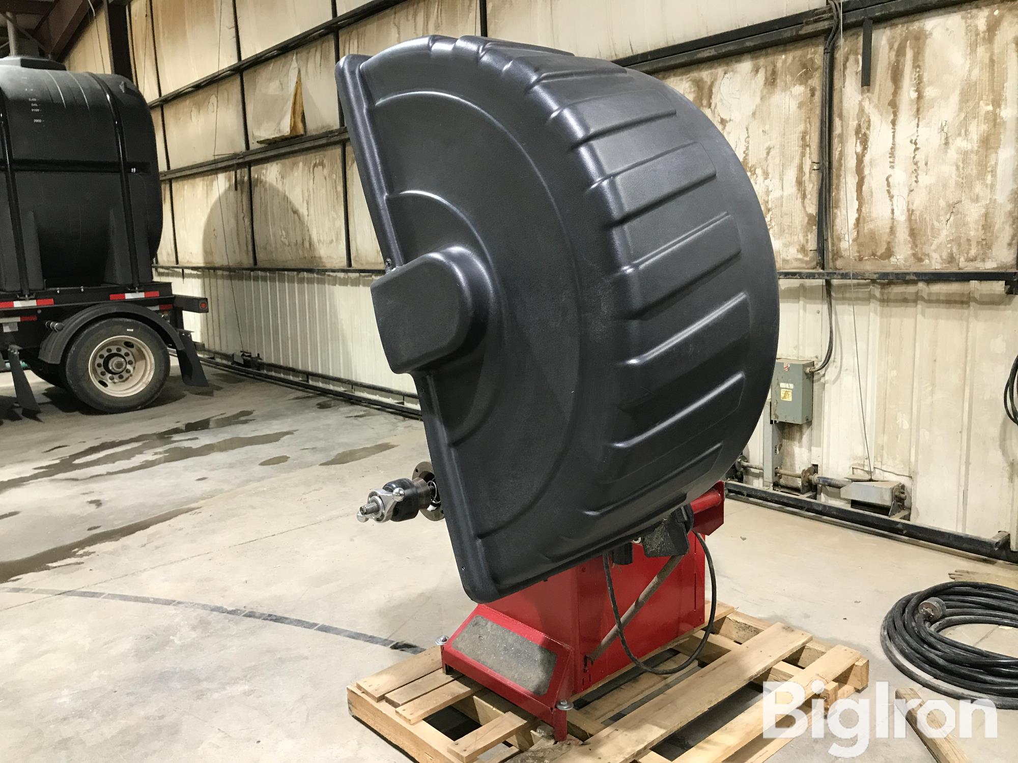 2010-coats-1250-tire-balancer-bigiron-auctions