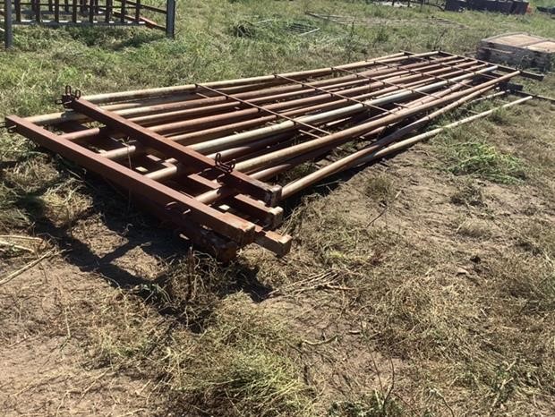 Steel Gates BigIron Auctions