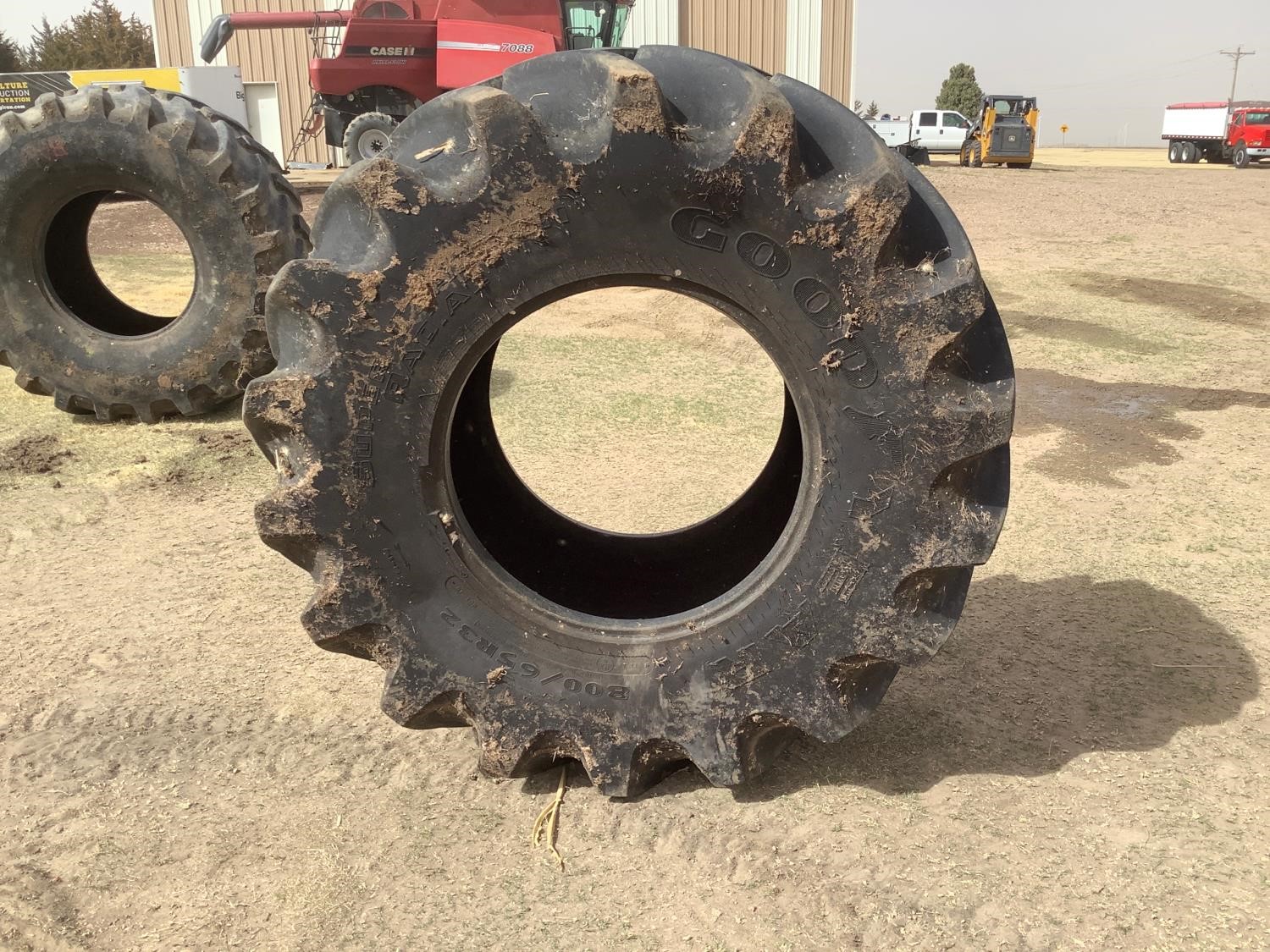 Goodyear 800/65R32 Super Traction Radial Tire BigIron Auctions