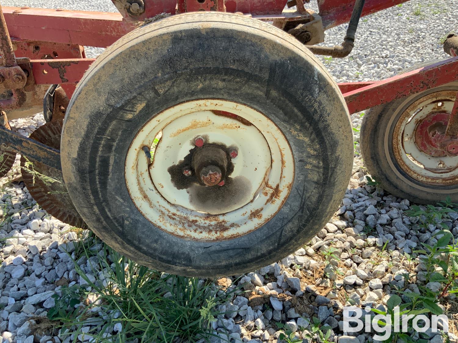 International 540 4 Bottom Plow BigIron Auctions