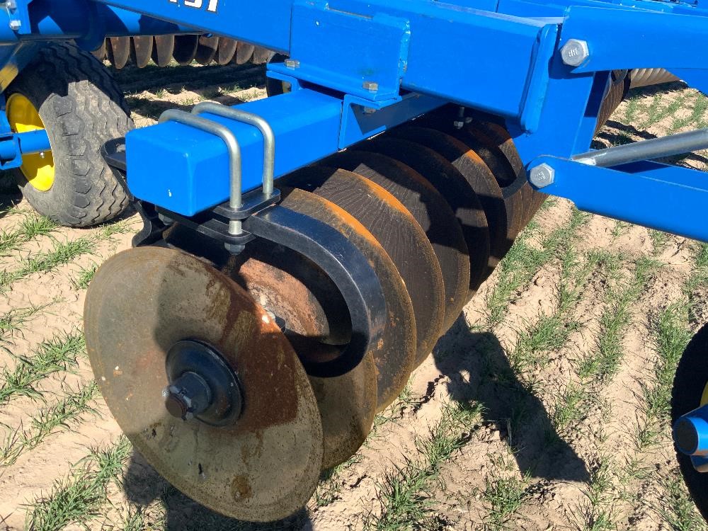 2017 Landoll 7431-33 VT Plus Vertical Tillage BigIron Auctions