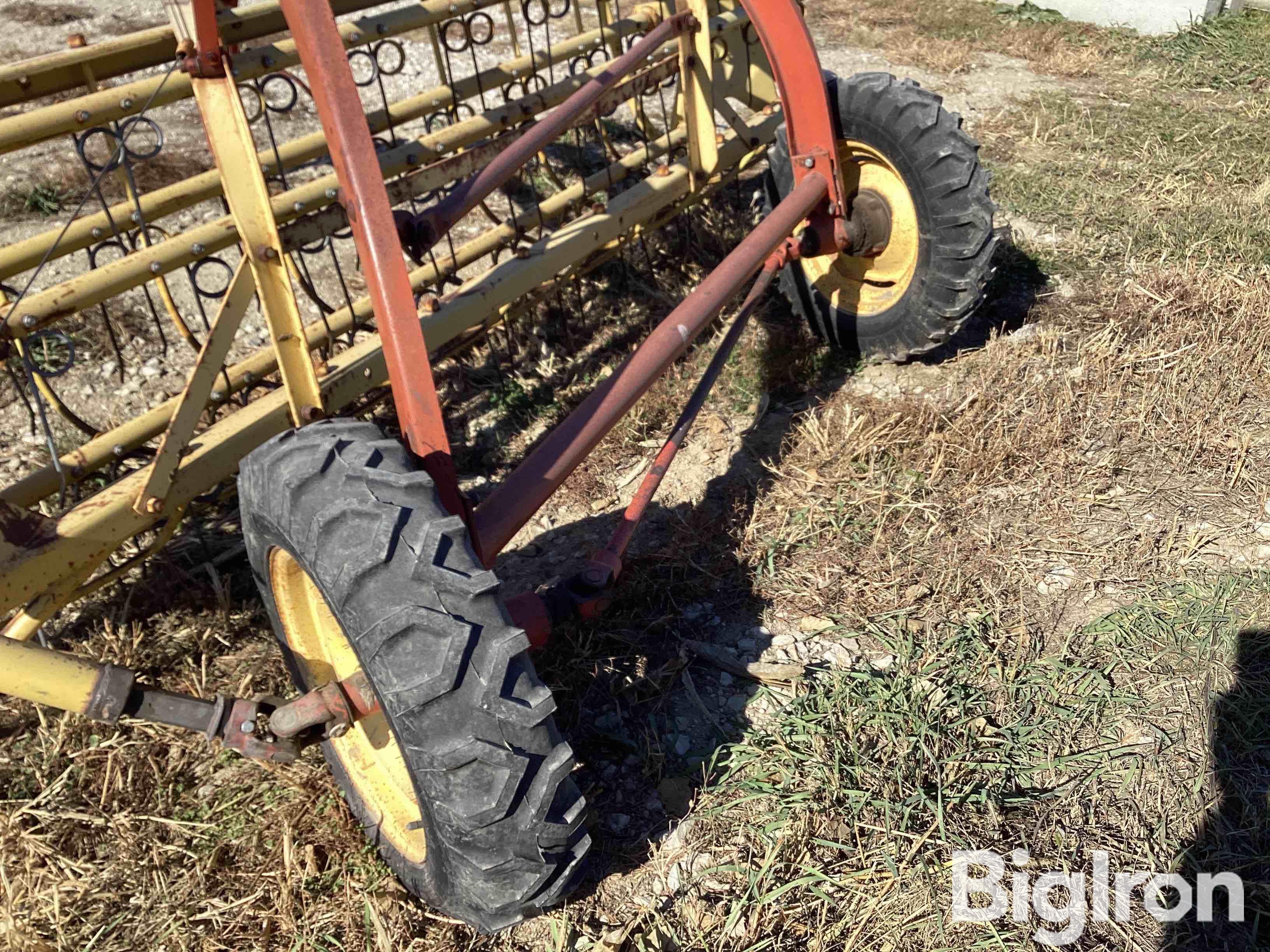 1985 New Holland 256 Rake BigIron Auctions