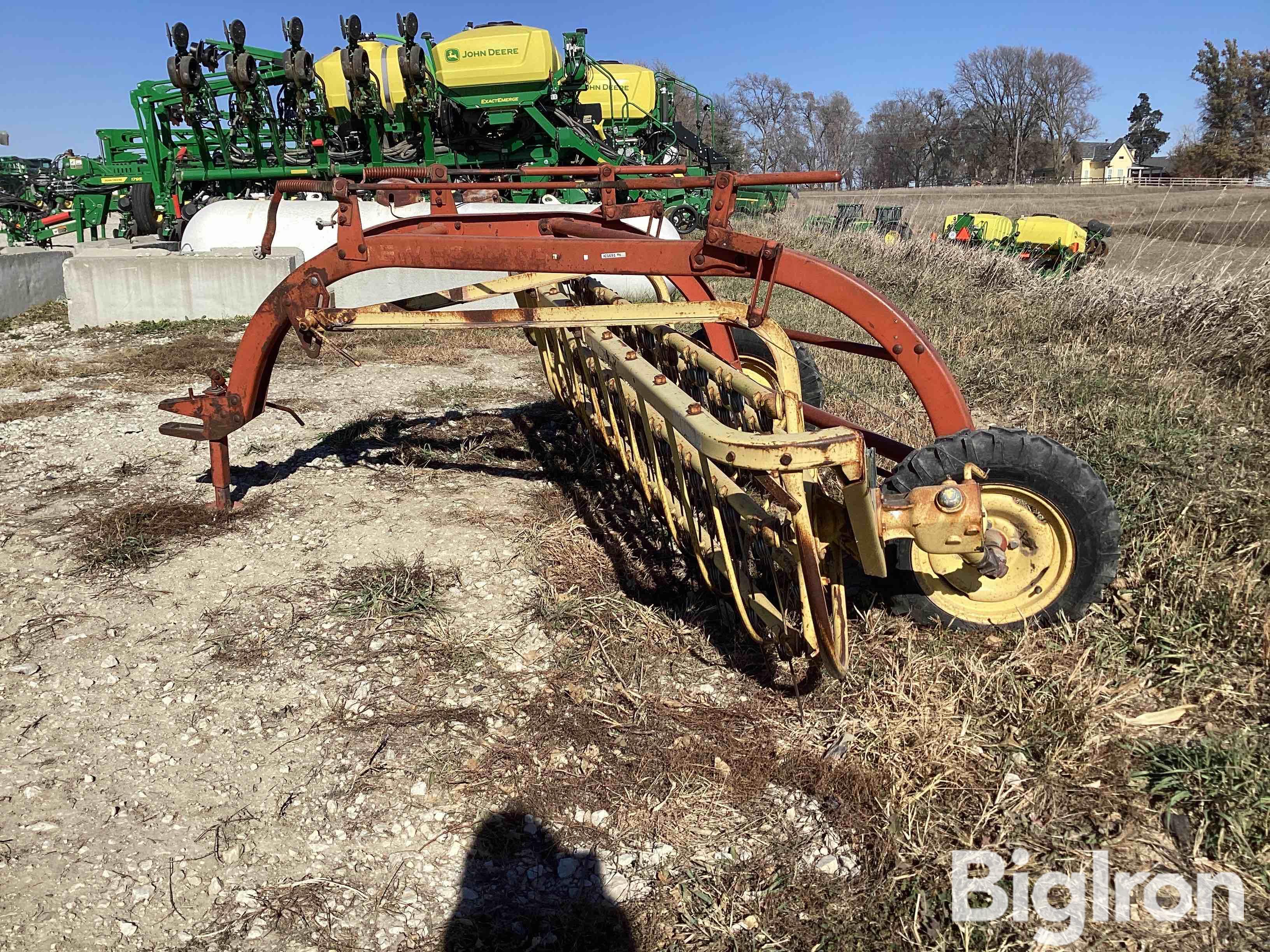 1985 New Holland 256 Rake BigIron Auctions