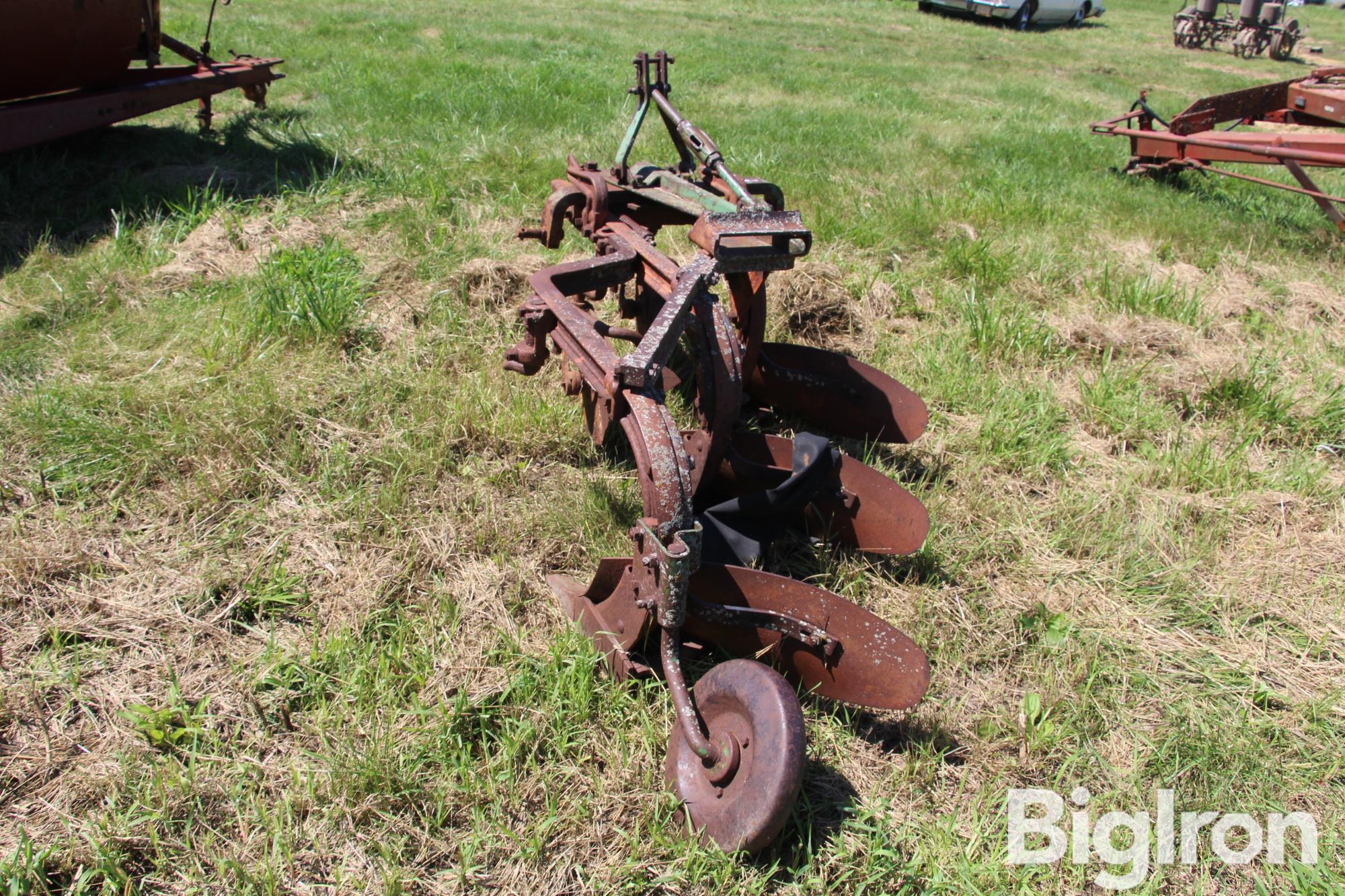 3-12" Bottom 3-pt Plow BigIron Auctions