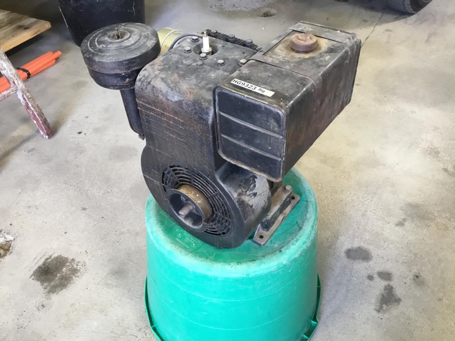 Briggs & Stratton 23 Small Gas Engine BigIron Auctions