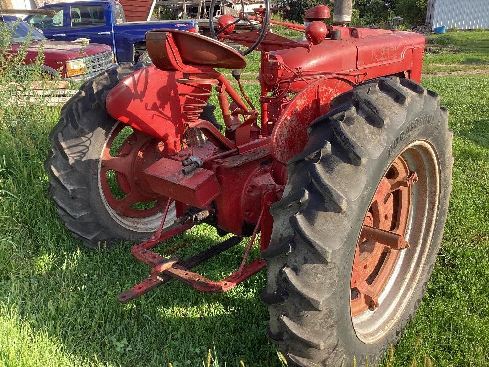 Farmall H 2WD Tractor BigIron Auctions