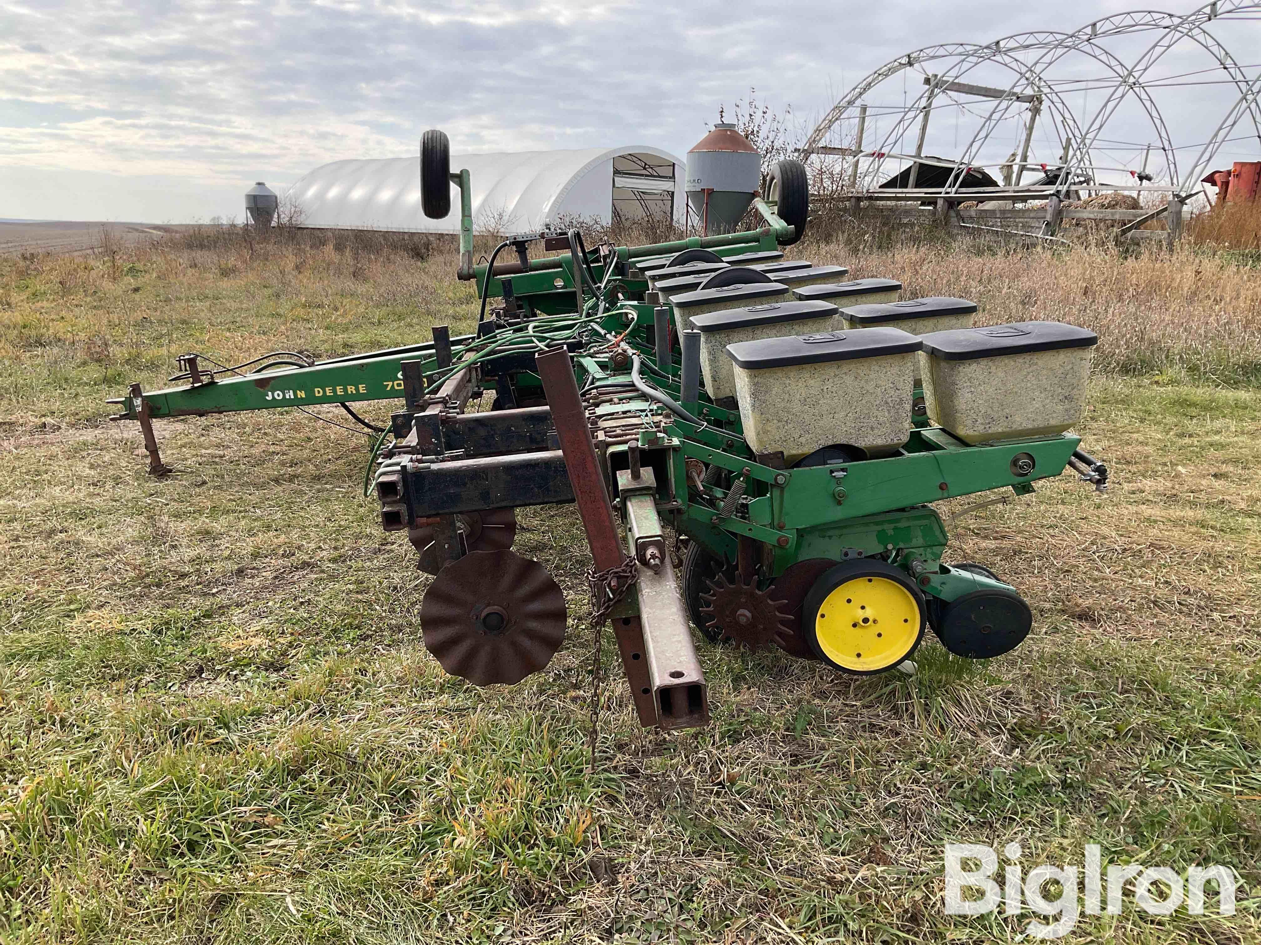 John Deere P7000 8 Row Planter BigIron Auctions