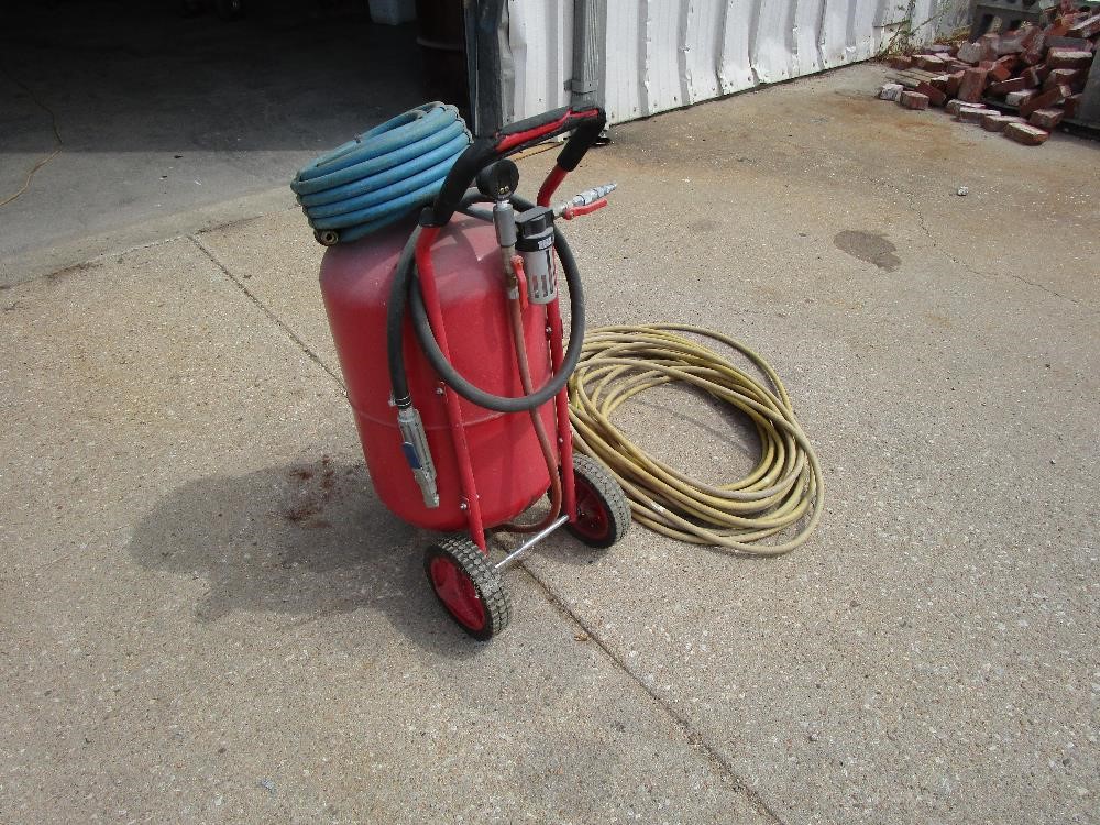 JobSmart Portable Sandblaster BigIron Auctions