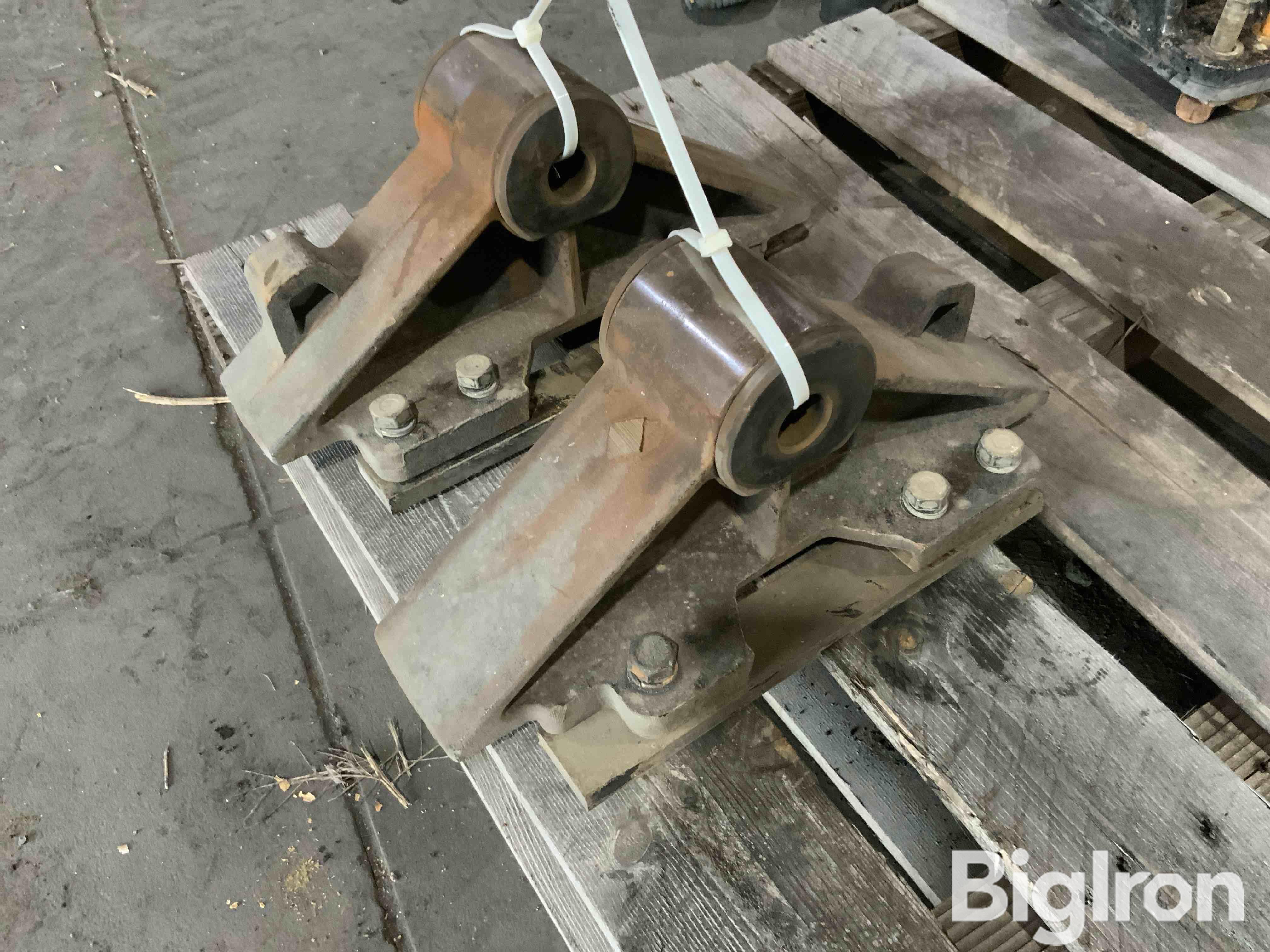 Holland 5th Wheel Plate Risers BigIron Auctions