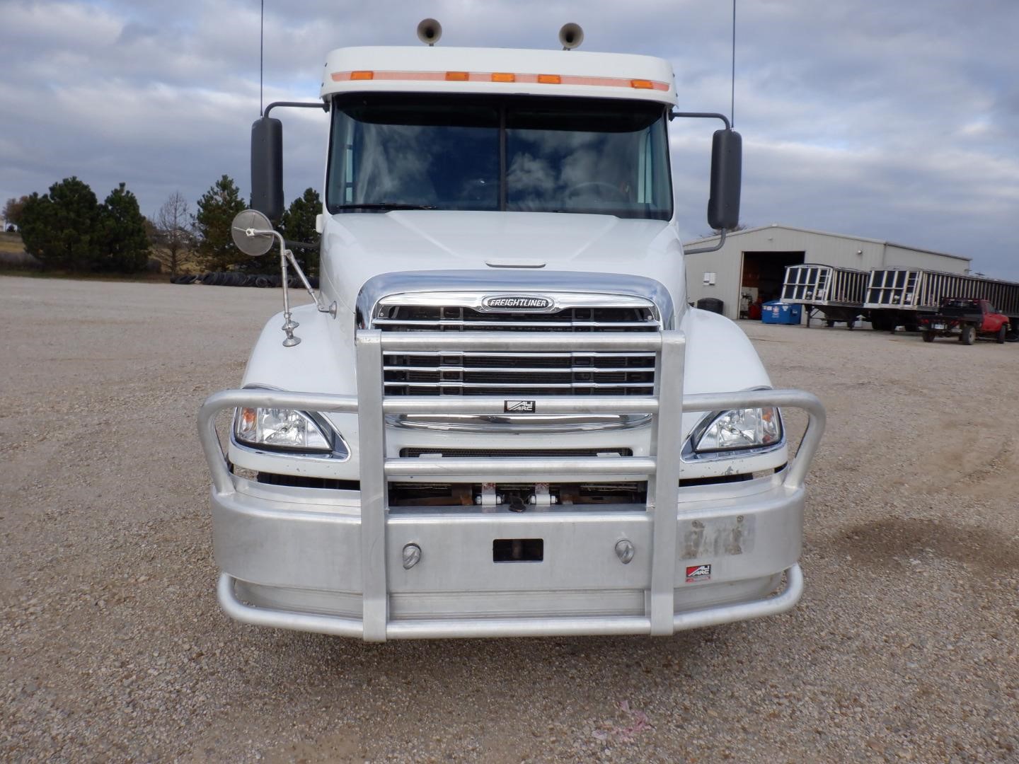 freightliner columbia bumper guard