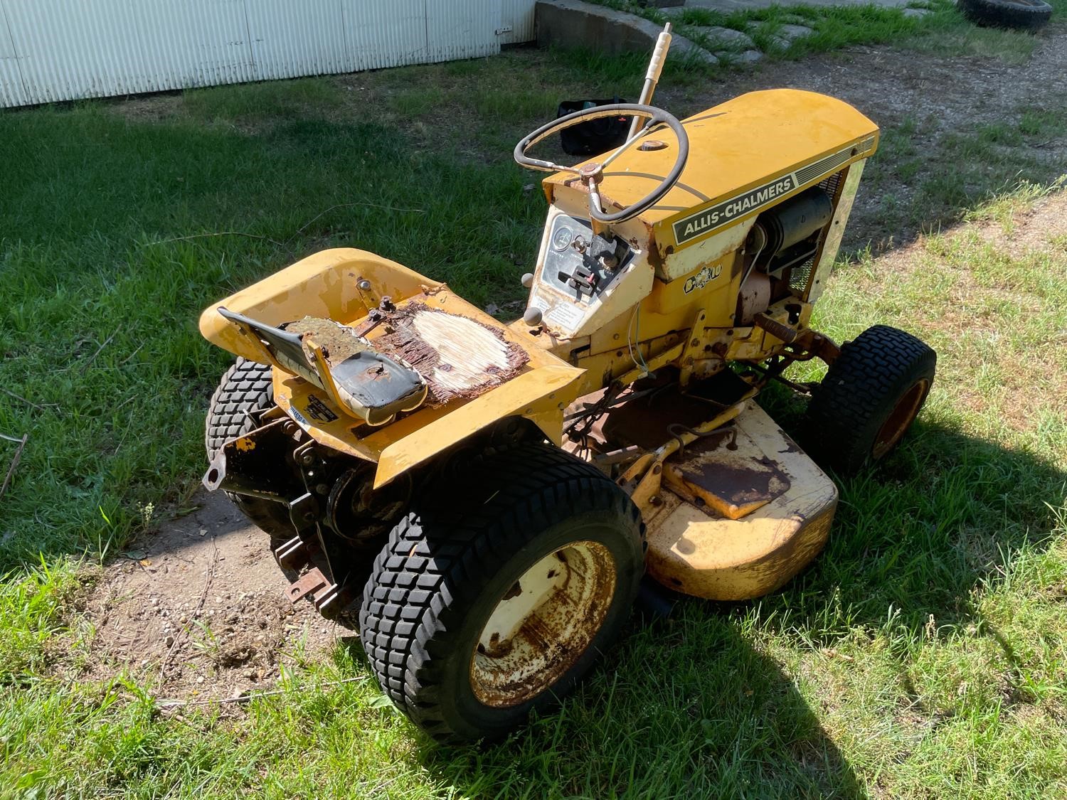 Allis-Chalmers B-10 Lawn Tractor W/Mower Deck BigIron Auctions