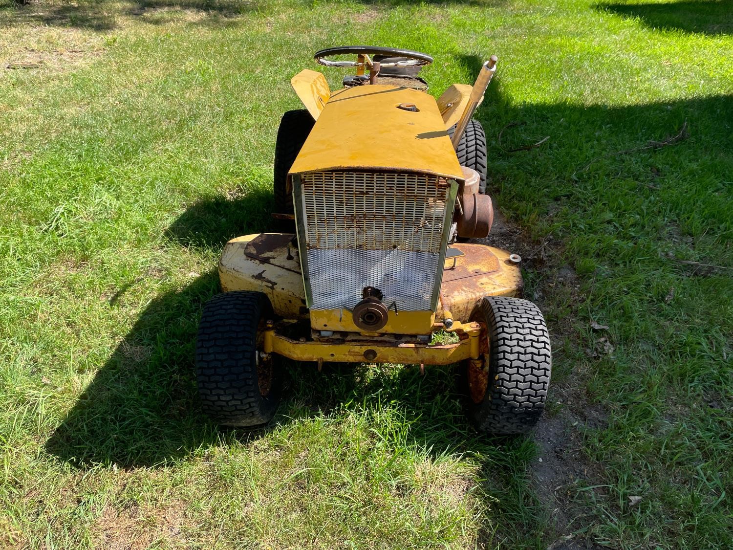 Allis Chalmers B 10 Lawn Tractor W Mower Deck BigIron Auctions