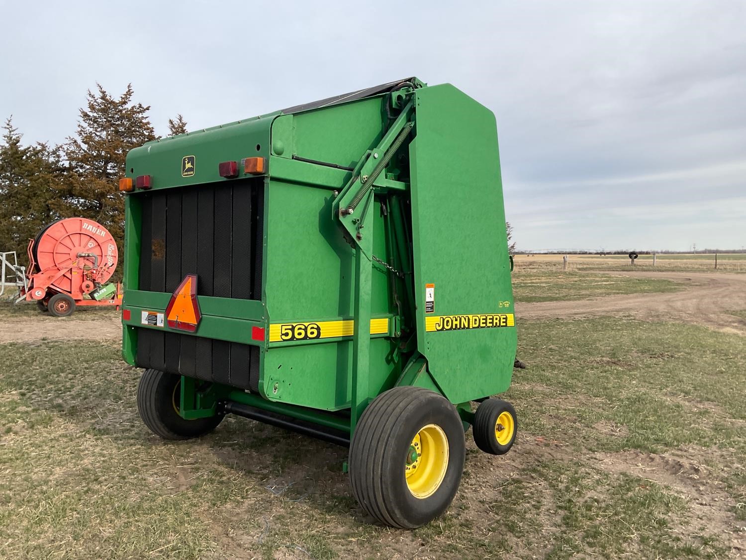 1998 John Deere 566 Round Baler Bigiron Auctions