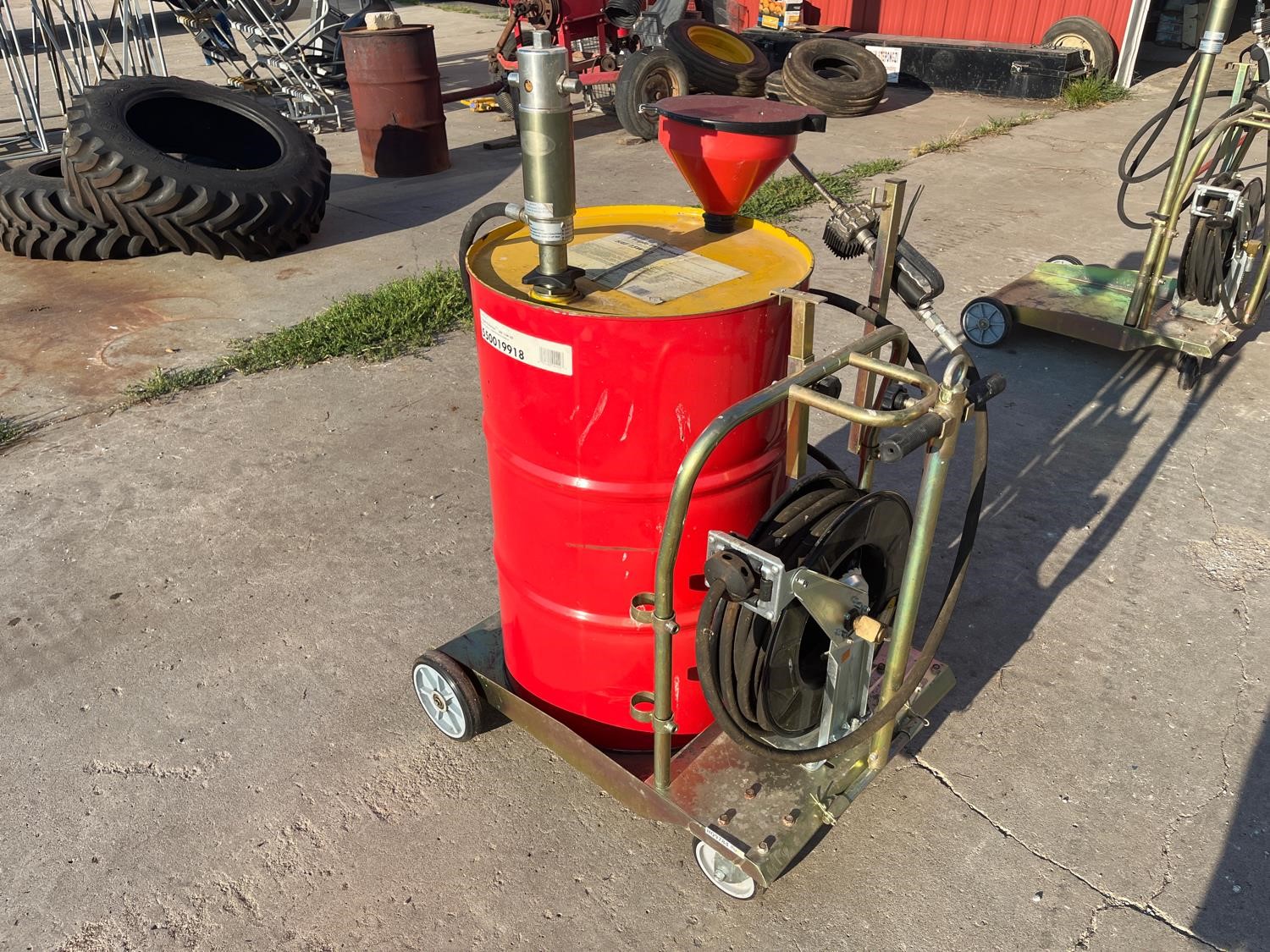 Northern Industrial Air Operated Mobile 5:1 Oil Pump System W/ Cart ...