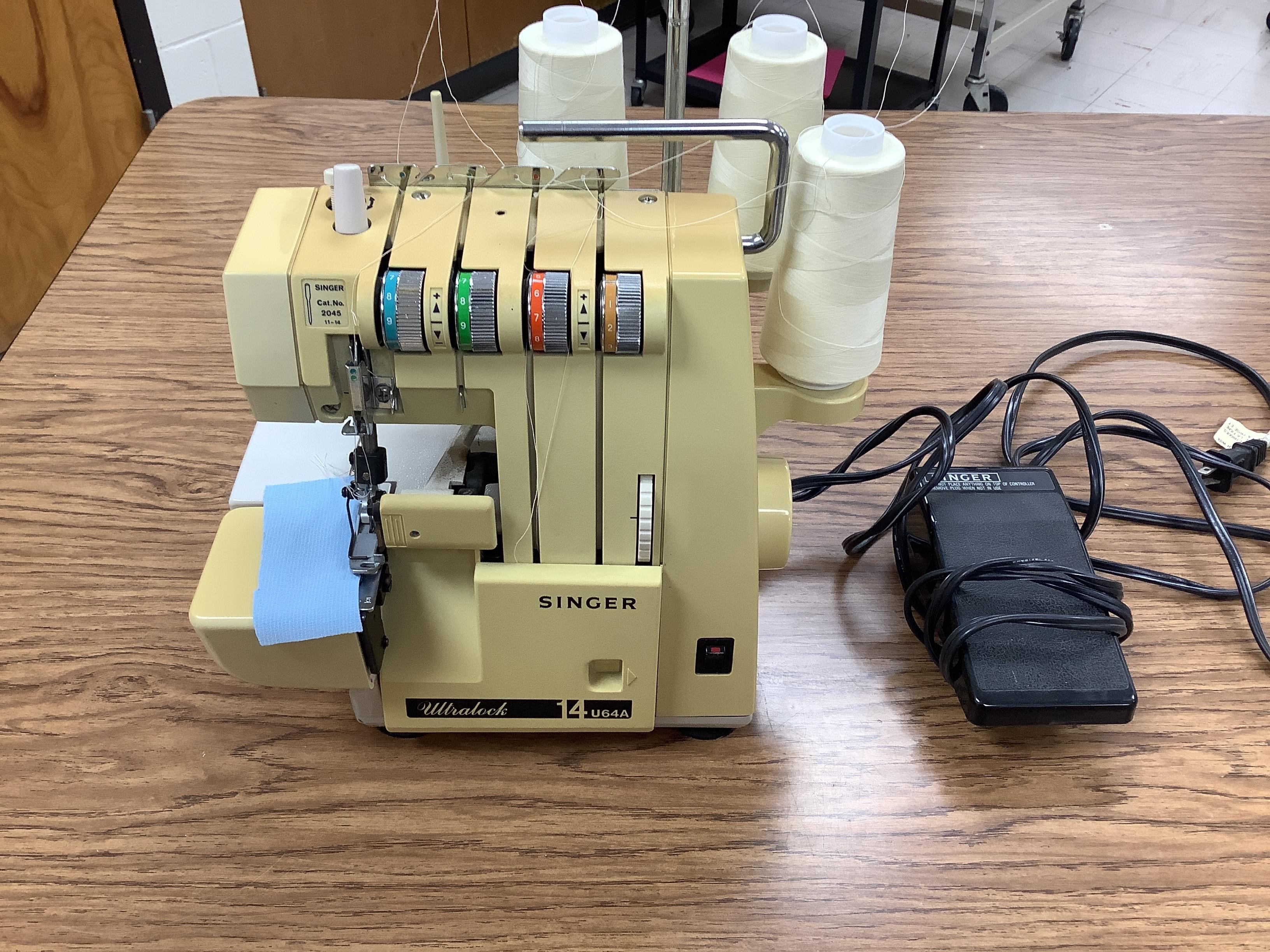 Singer Ultralock 14 U64A Sewing Surger BigIron Auctions