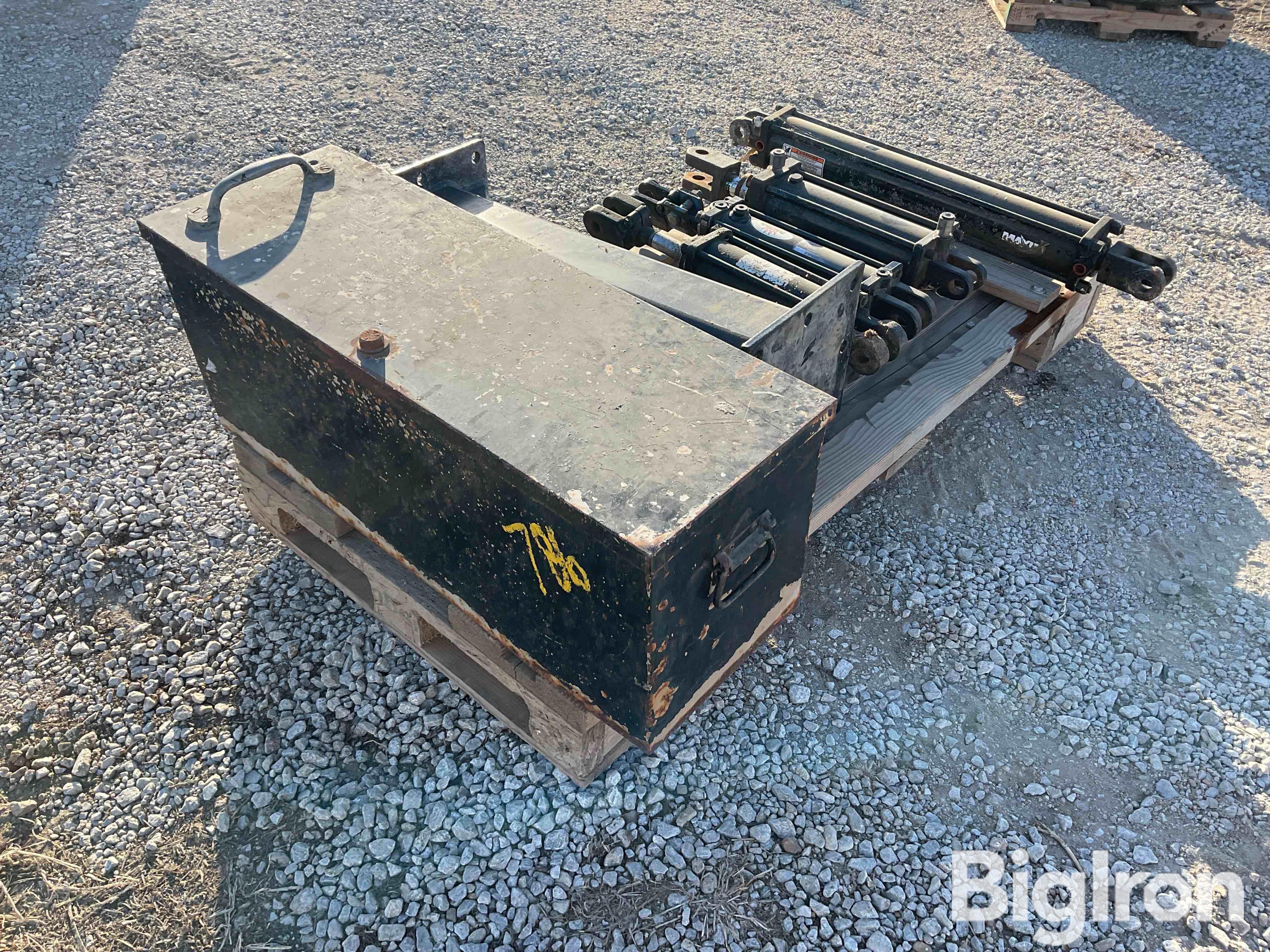 Hydraulic Cylinders, Spacer Bar & Toolbox BigIron Auctions