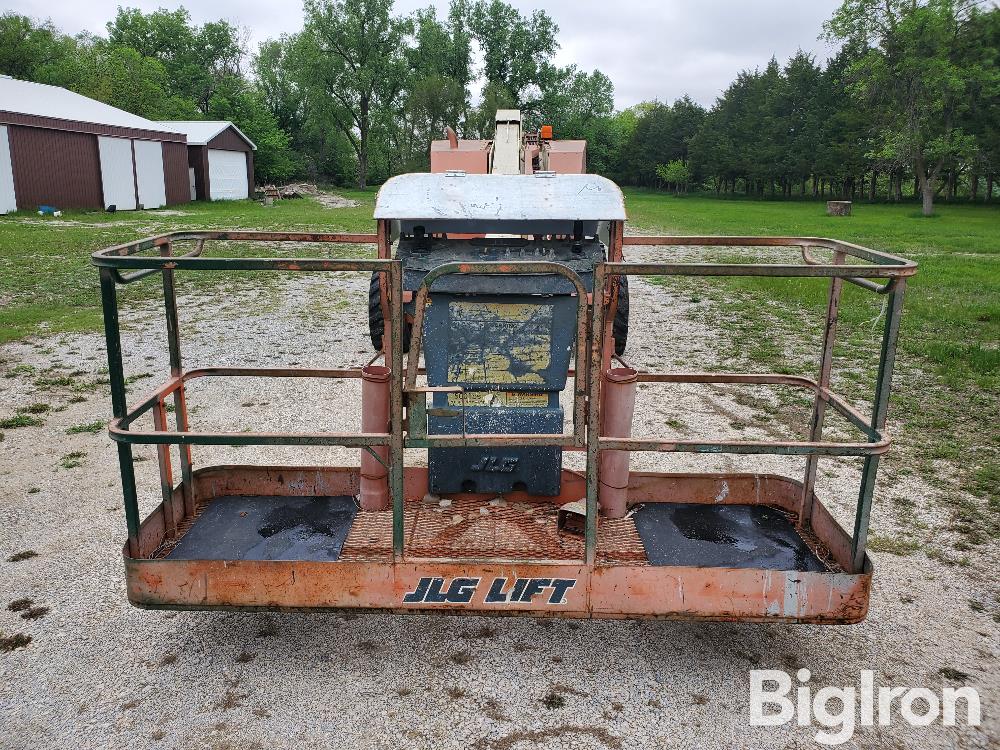 2001 Braun Corporation Wheelchair Lift BigIron Auctions