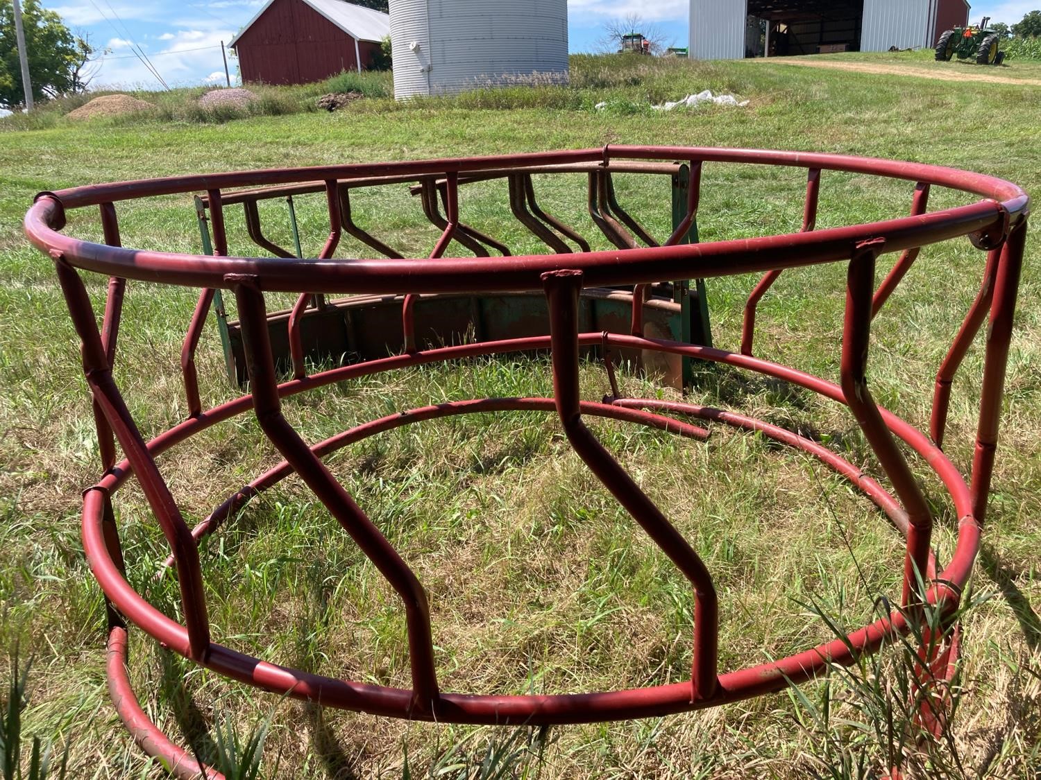 2006 Farm & Fleet Round Bale Hay Feeder BigIron Auctions