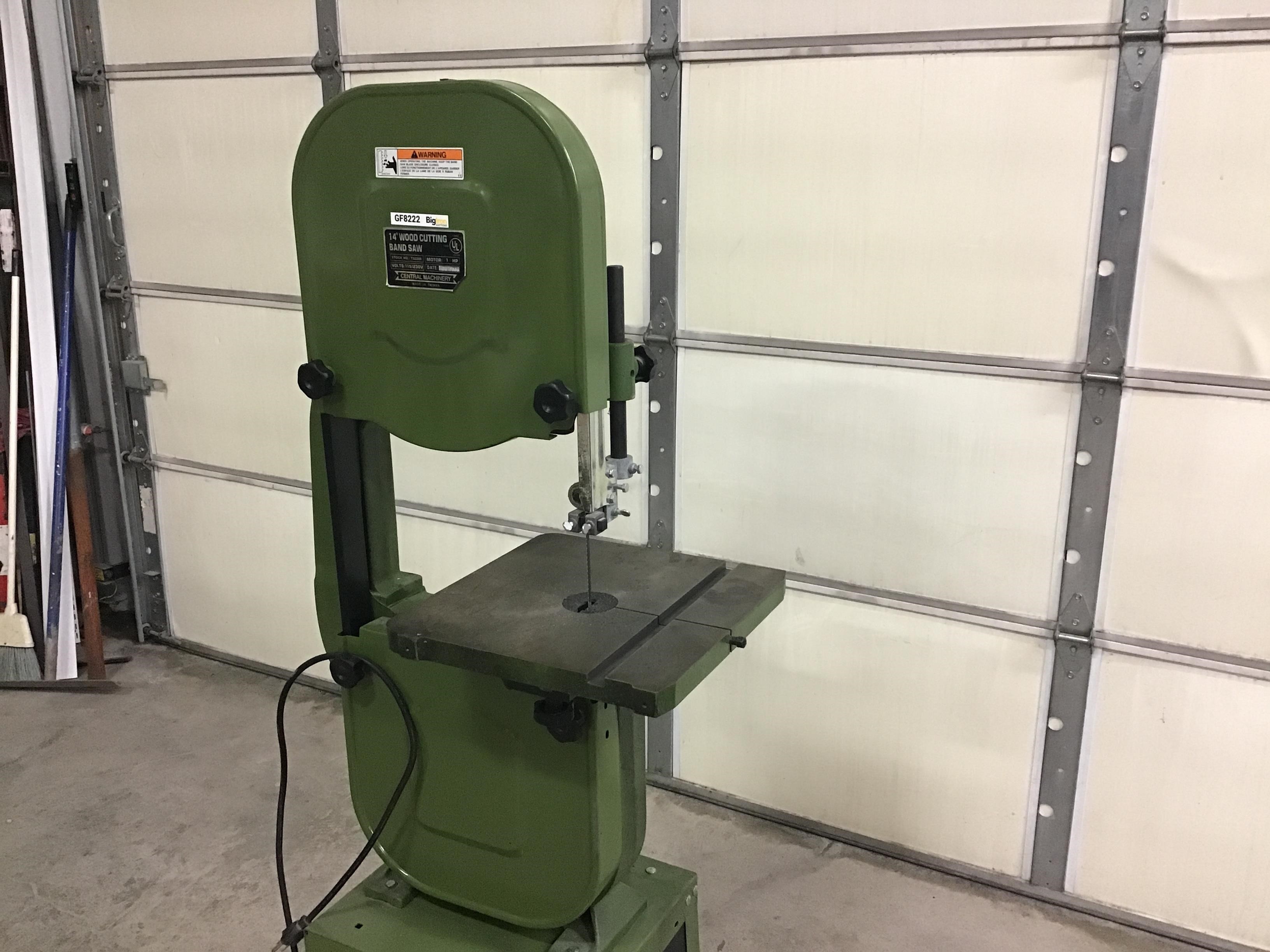 2000 Central Machinery 14” Wood Cutting Band Saw BigIron Auctions