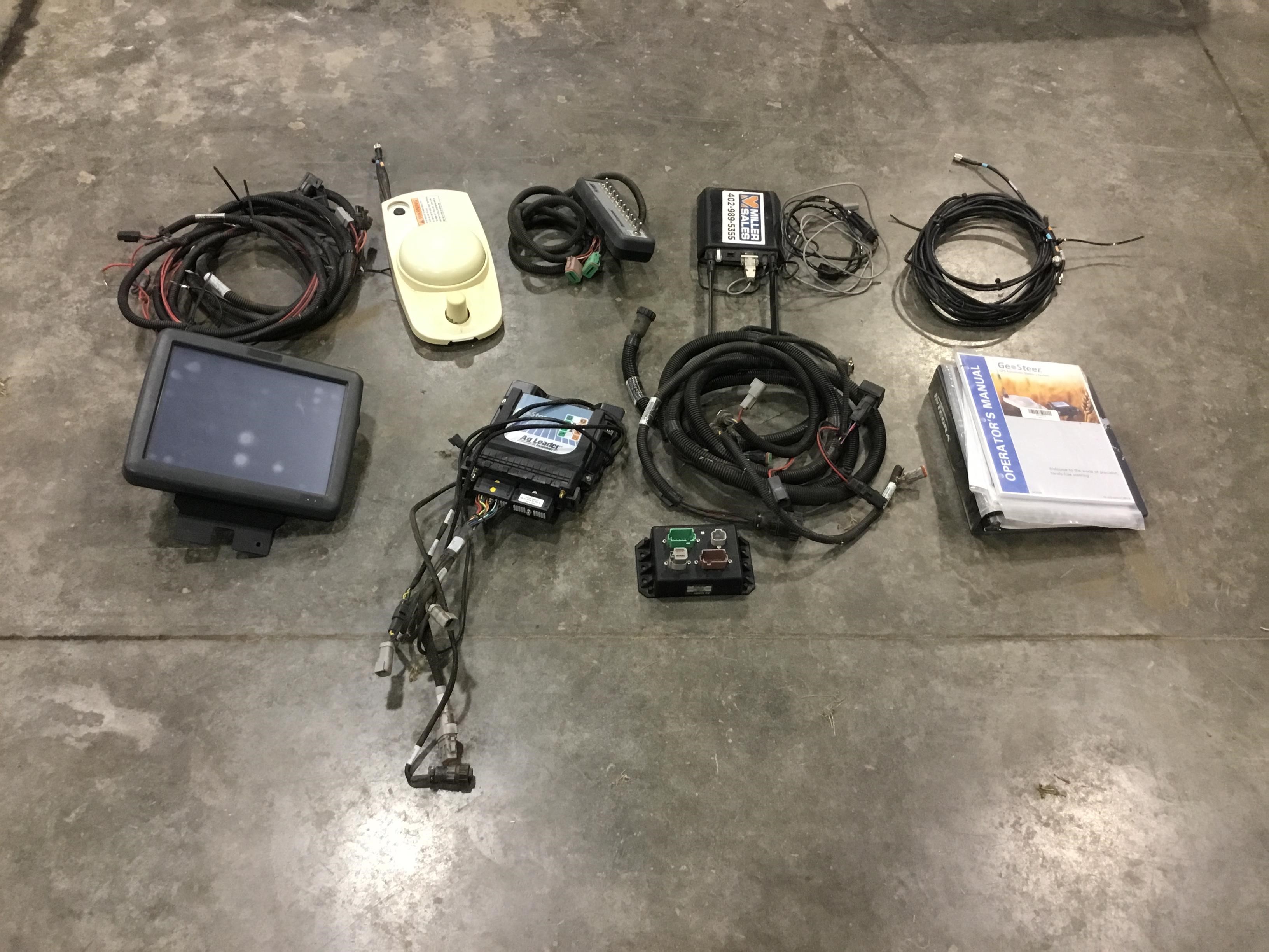 Ag Leader Integra Monitor GeoSteer System & Receiver BigIron Auctions