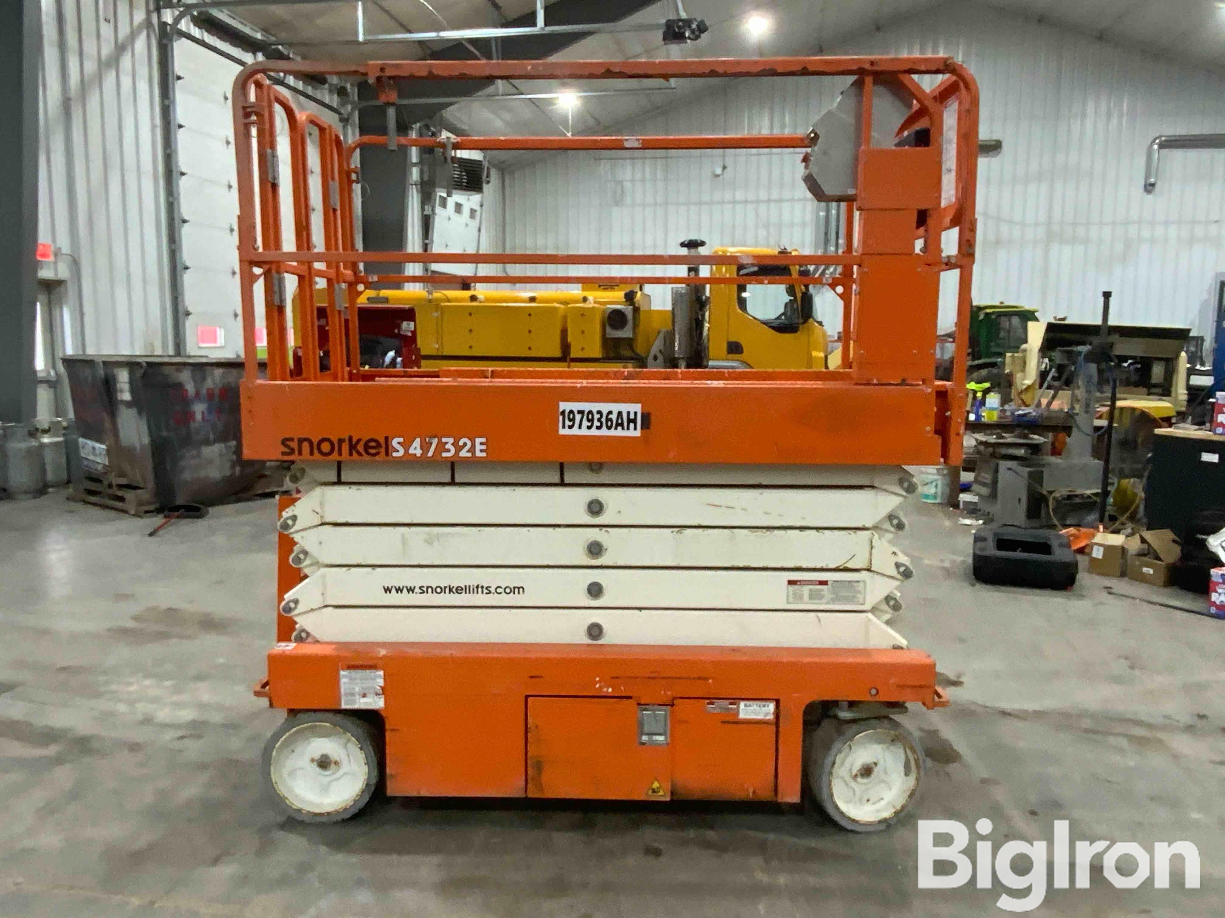 2017 Snorkel S4732e Electric Self-propelled Scissor Lift Bigiron Auctions