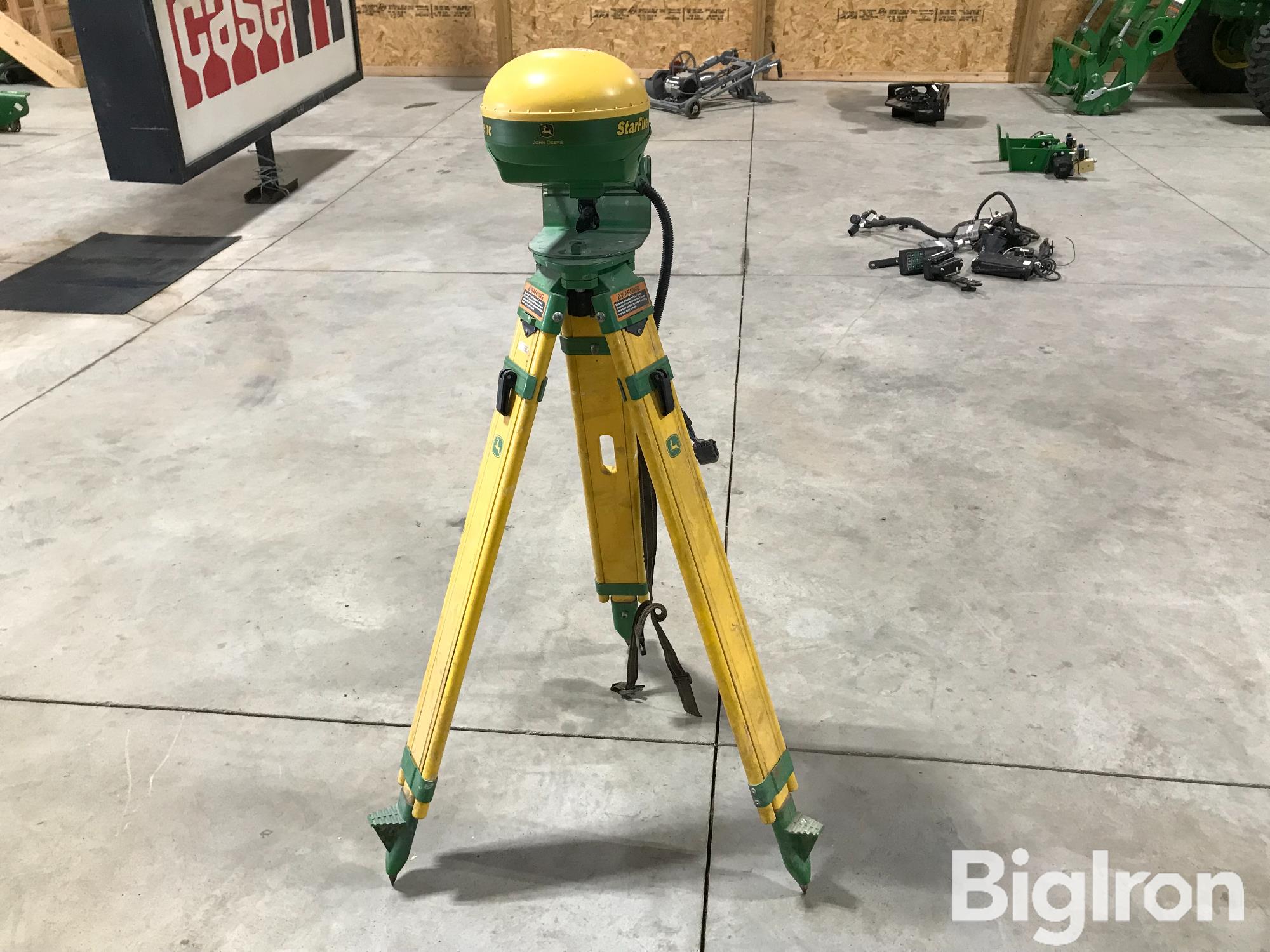 John Deere Starfire Itc Globe Receiver Tripod Bigiron Auctions