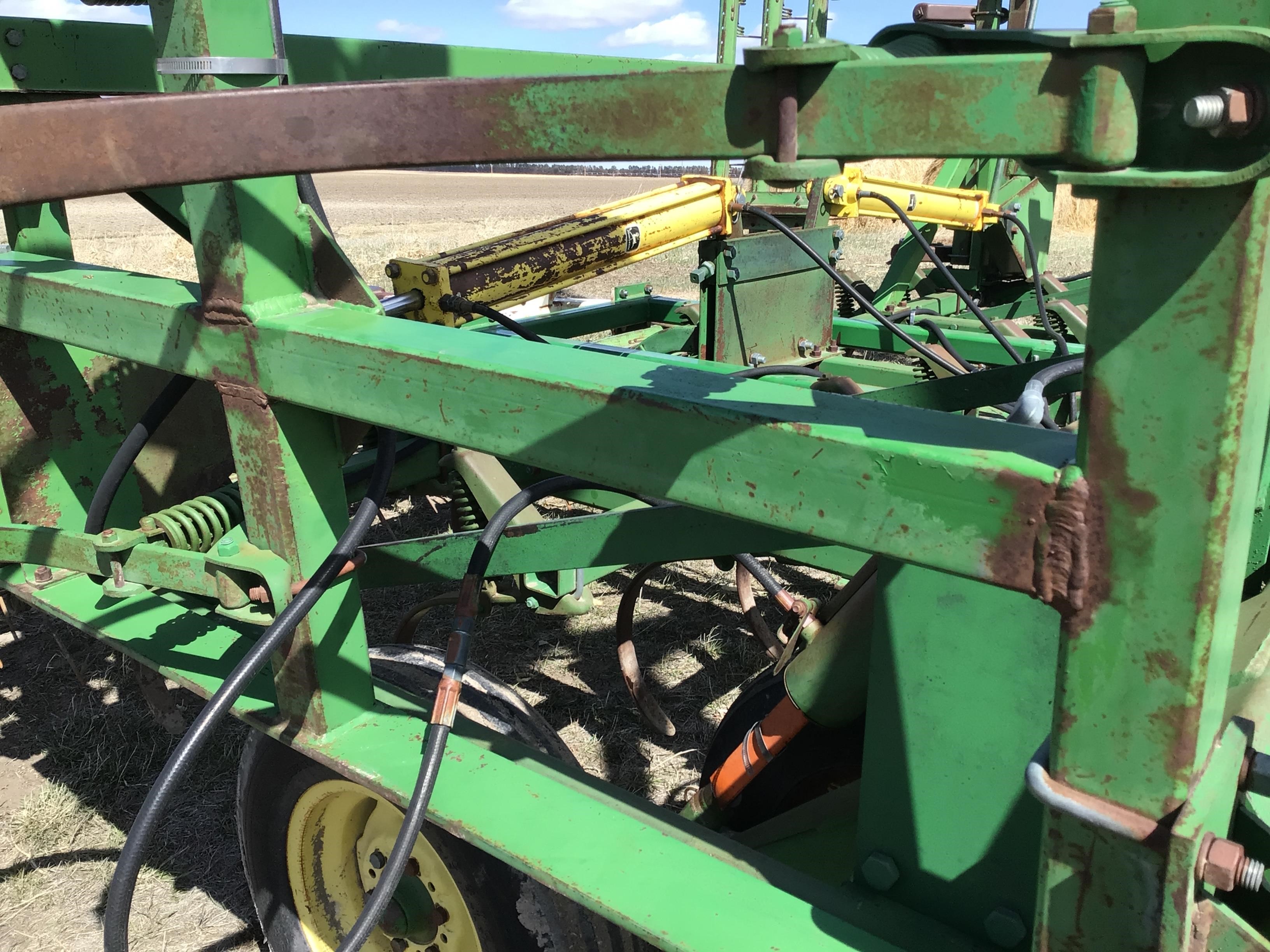 John Deere 1050 Field Cultivator BigIron Auctions