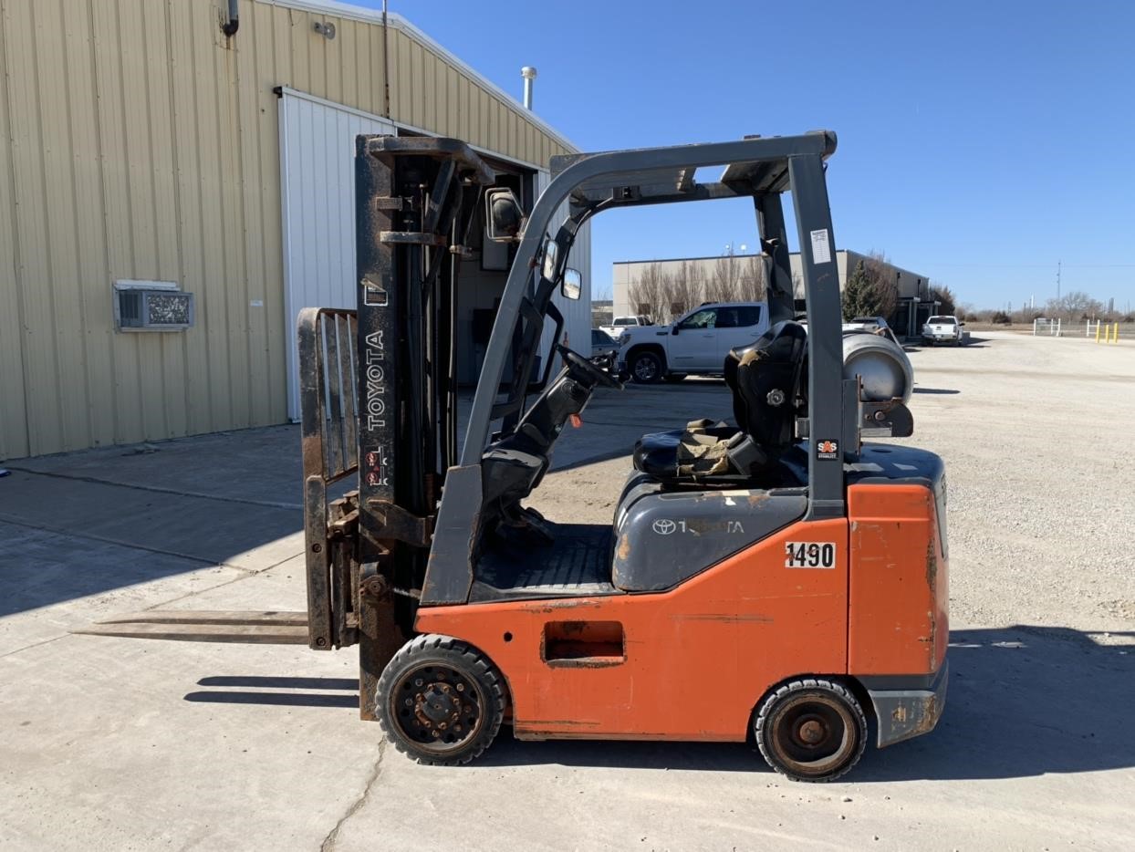 2014 Toyota 8FGCSU20 Warehouse Forklift BigIron Auctions