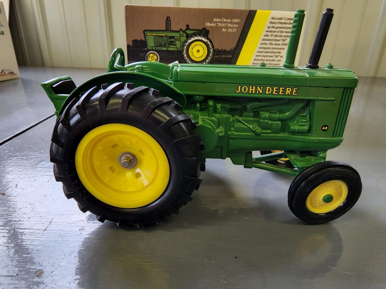 Ertl John Deere 1/16 Scale 1949 AR Tractor BigIron Auctions