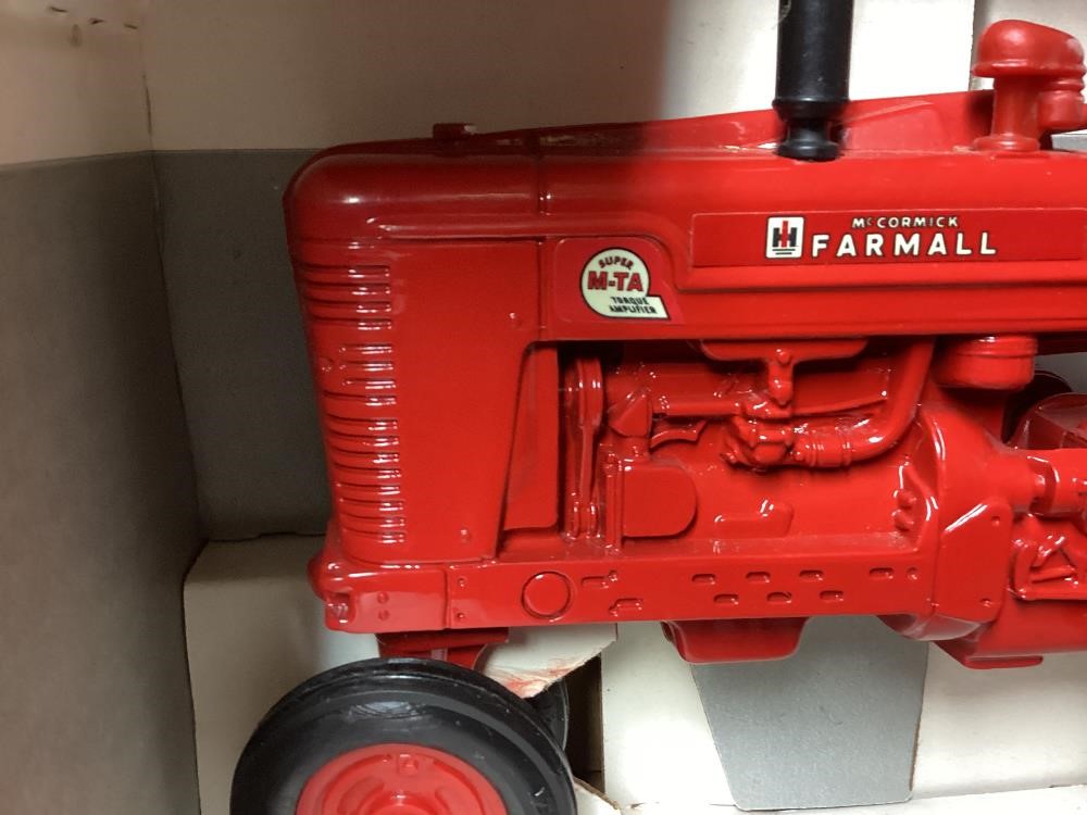 Farmall Collectible Toy Tractors Bigiron Auctions