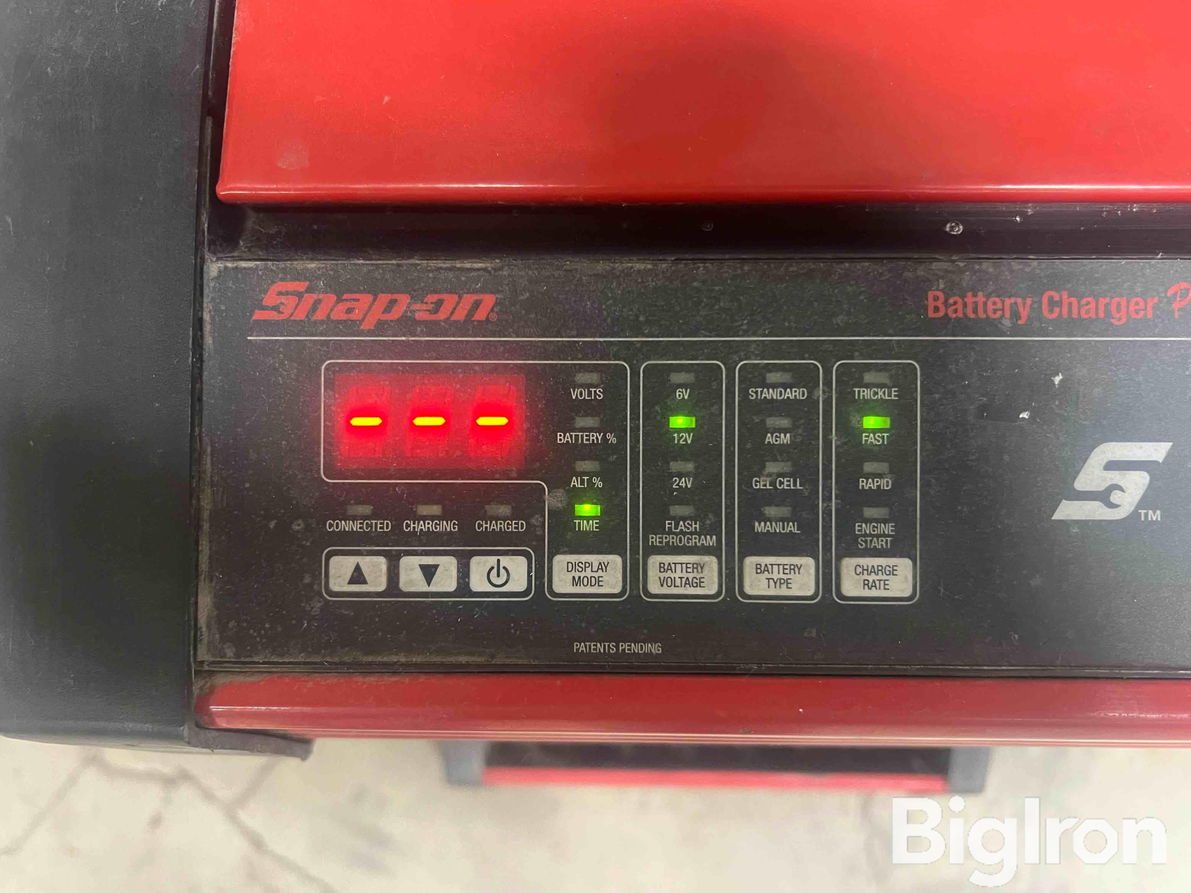 Snap On Eebc500 Battery Charger Plus Bigiron Auctions 1358