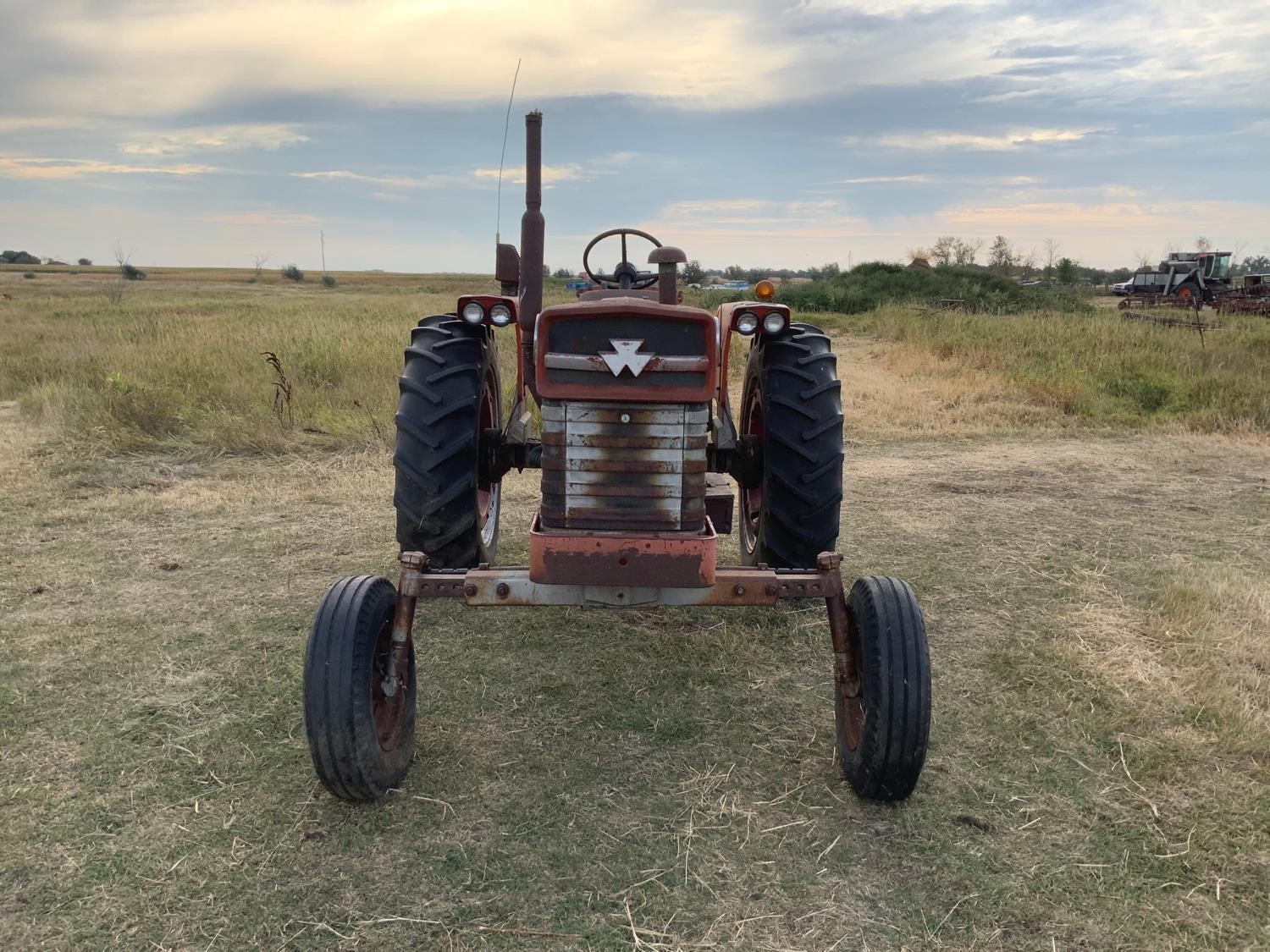 Massey Ferguson 180 2wd Tractor Bigiron Auctions 0617